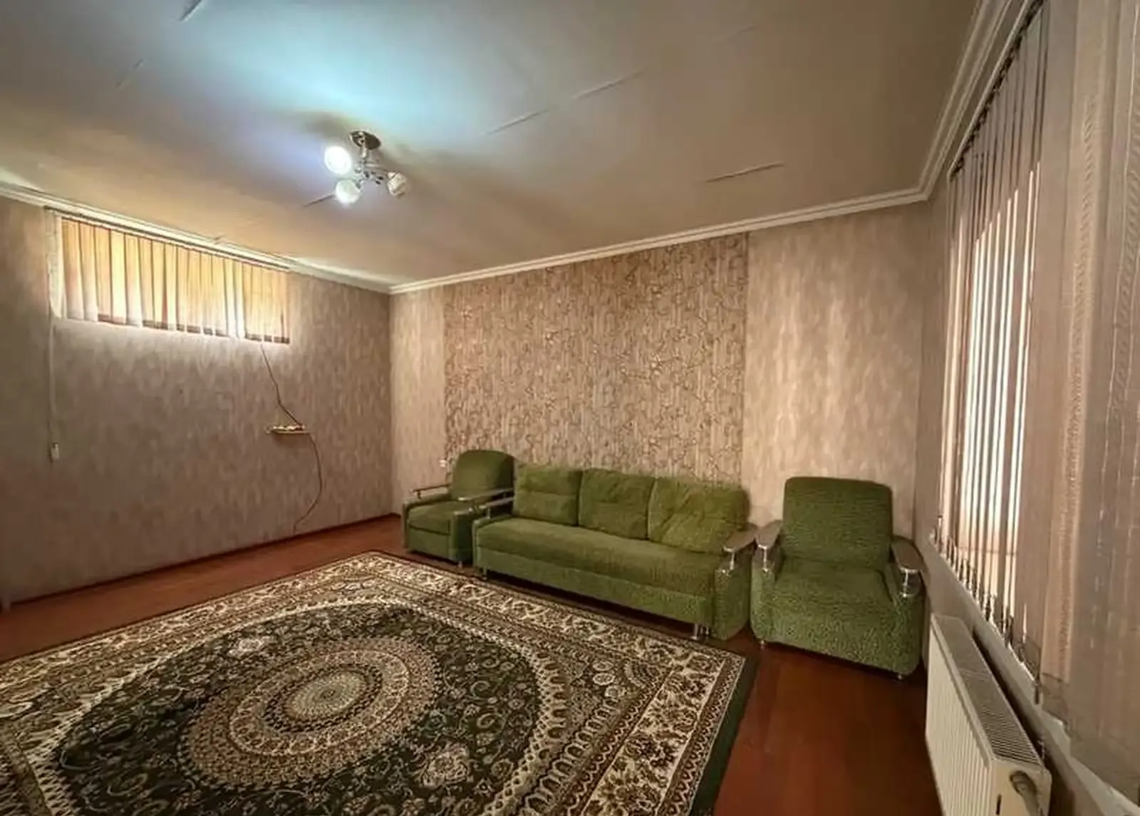 2-этажный, 8 комнатный дом, 415 м², Фирдавси