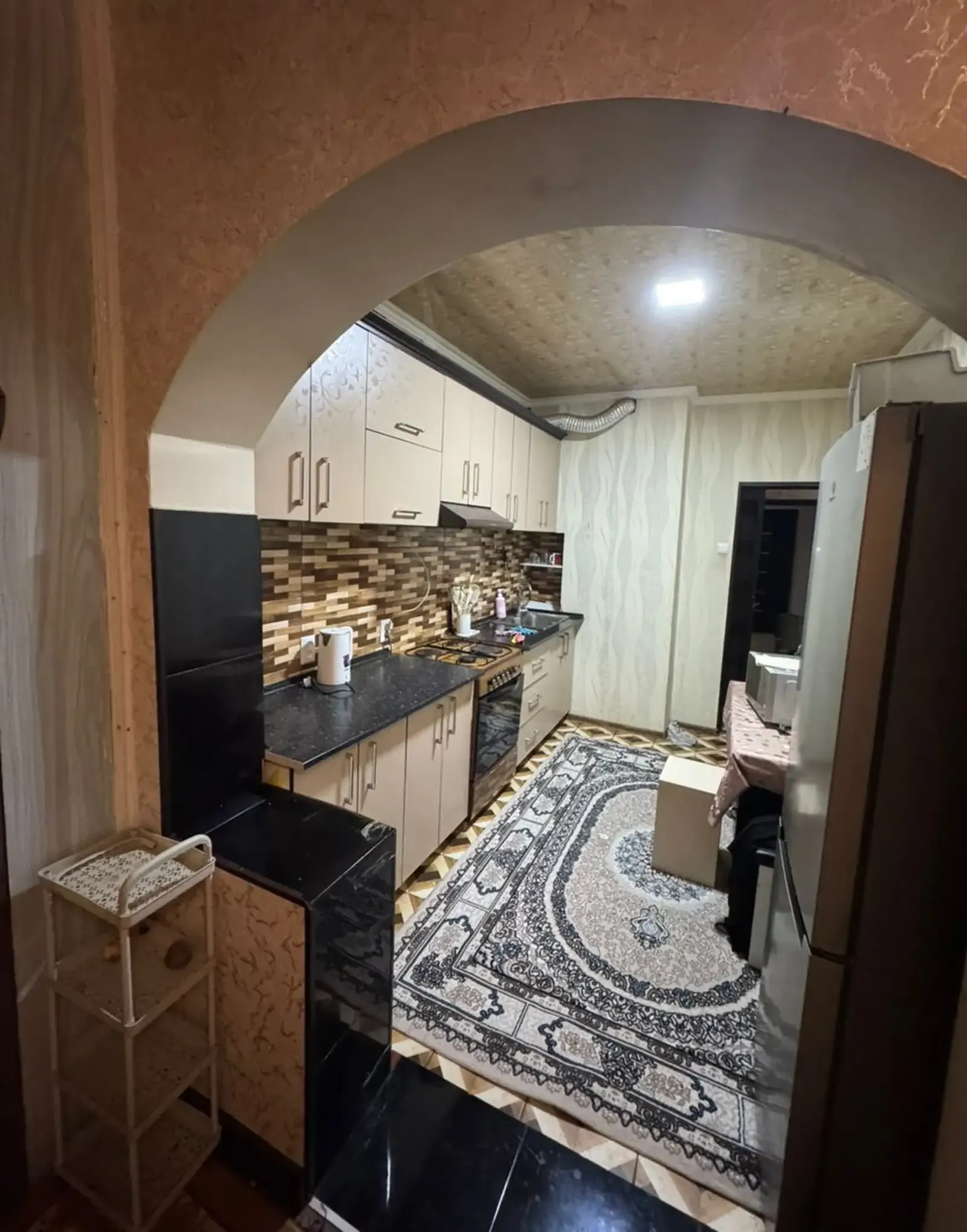 4-комн. квартира, 9 этаж, 100м², Сино
