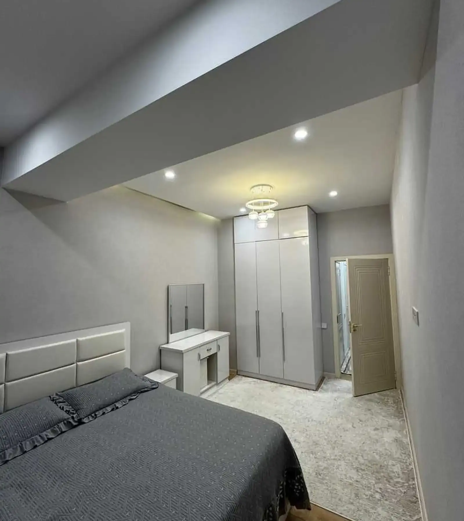 2-комн. квартира, 14 этаж, 65м², шоҳмансур
