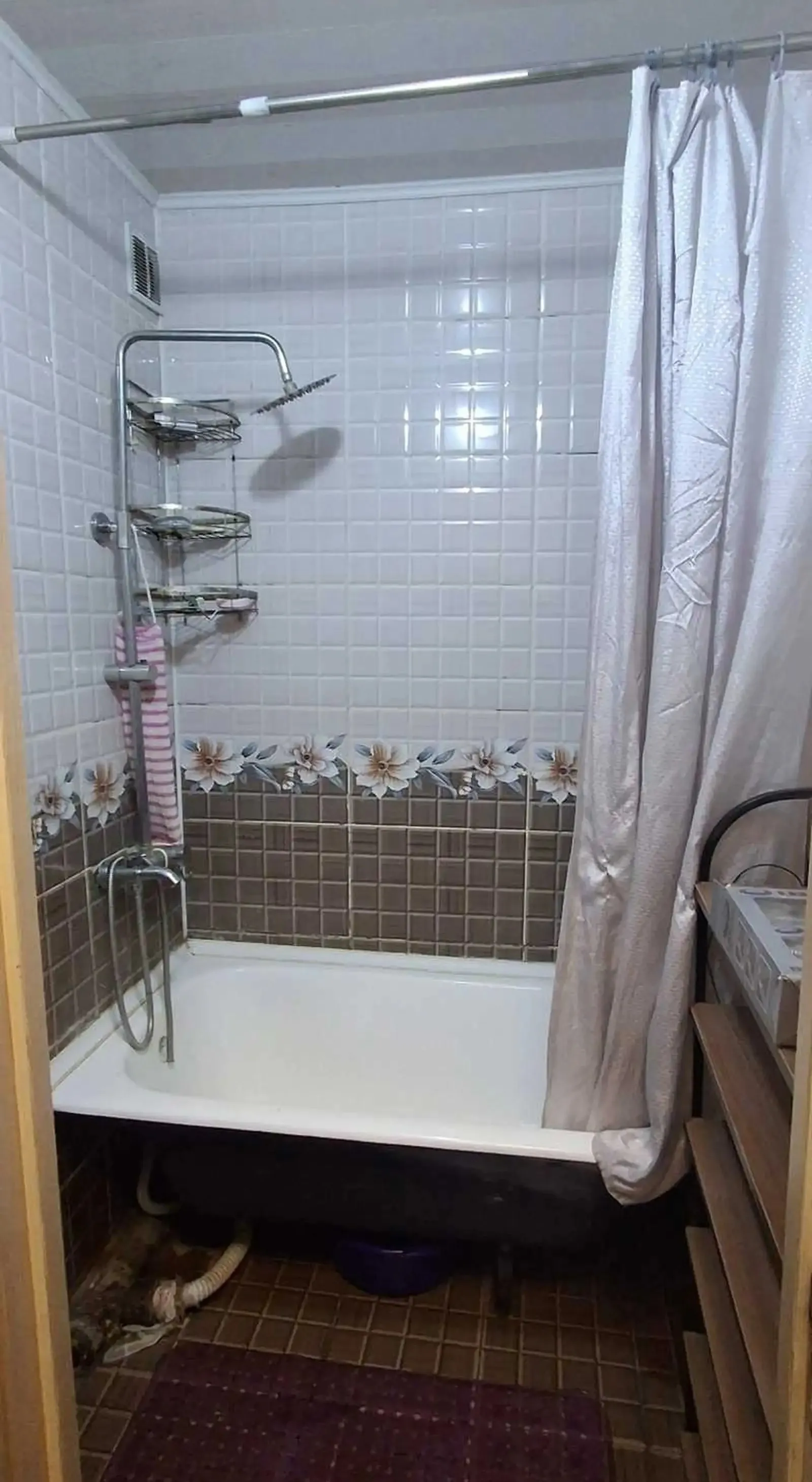 3-комн. квартира, 3 этаж, 57м², шохмансур