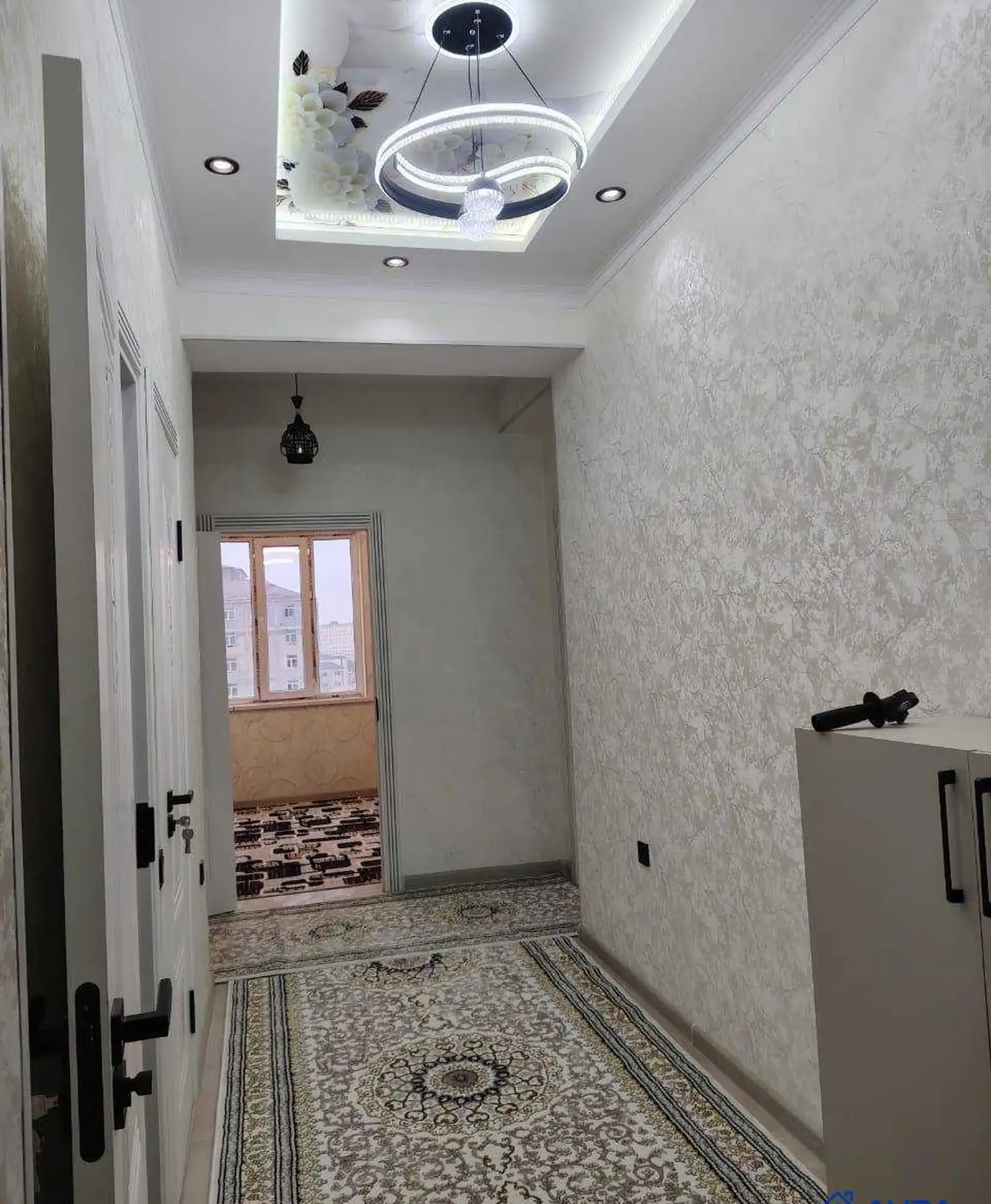 3-комн. квартира, 5 этаж, 73 м², Фирдавси