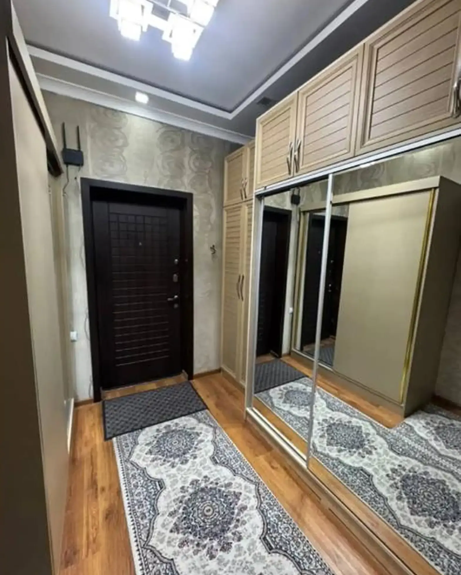 2-комн. квартира, 6 этаж, 76м², Сино