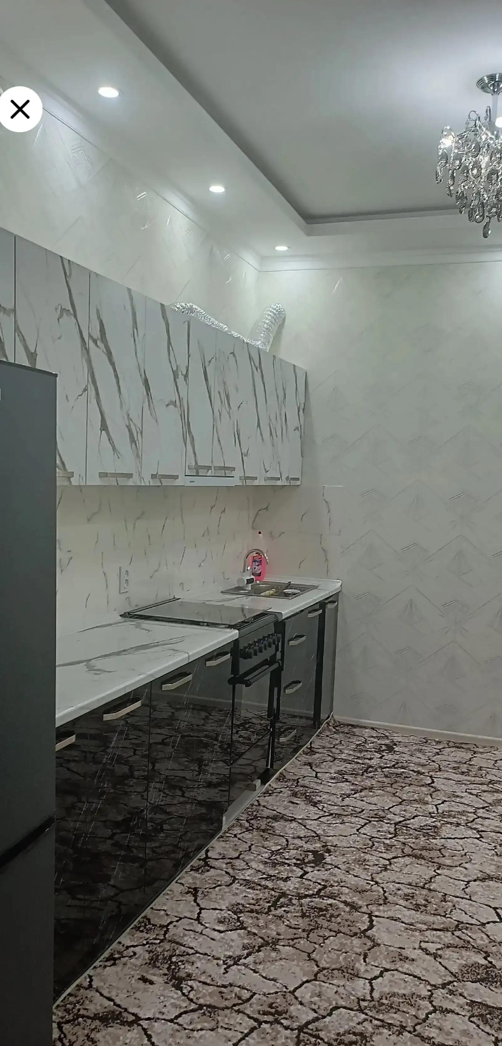 2-комн. квартира, 3 этаж, 80м², шохмансур Айни 59