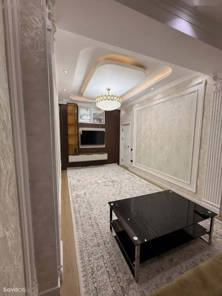 3-комн. квартира, 5 этаж, 65 м², сино