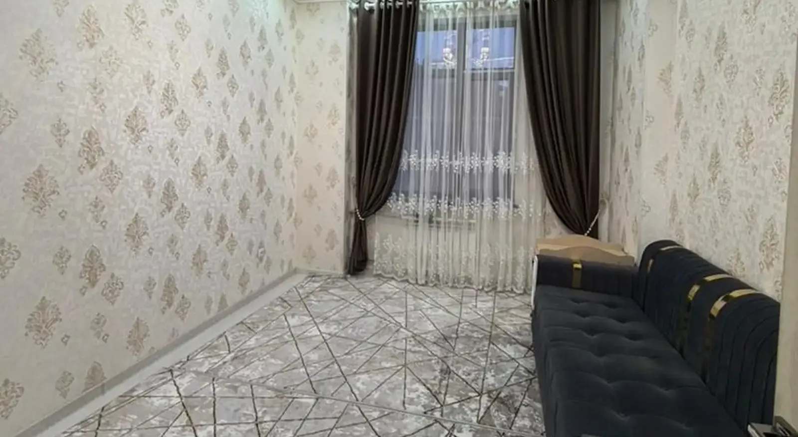 3-комн. квартира, 4 этаж, 81 м², Шохмансур