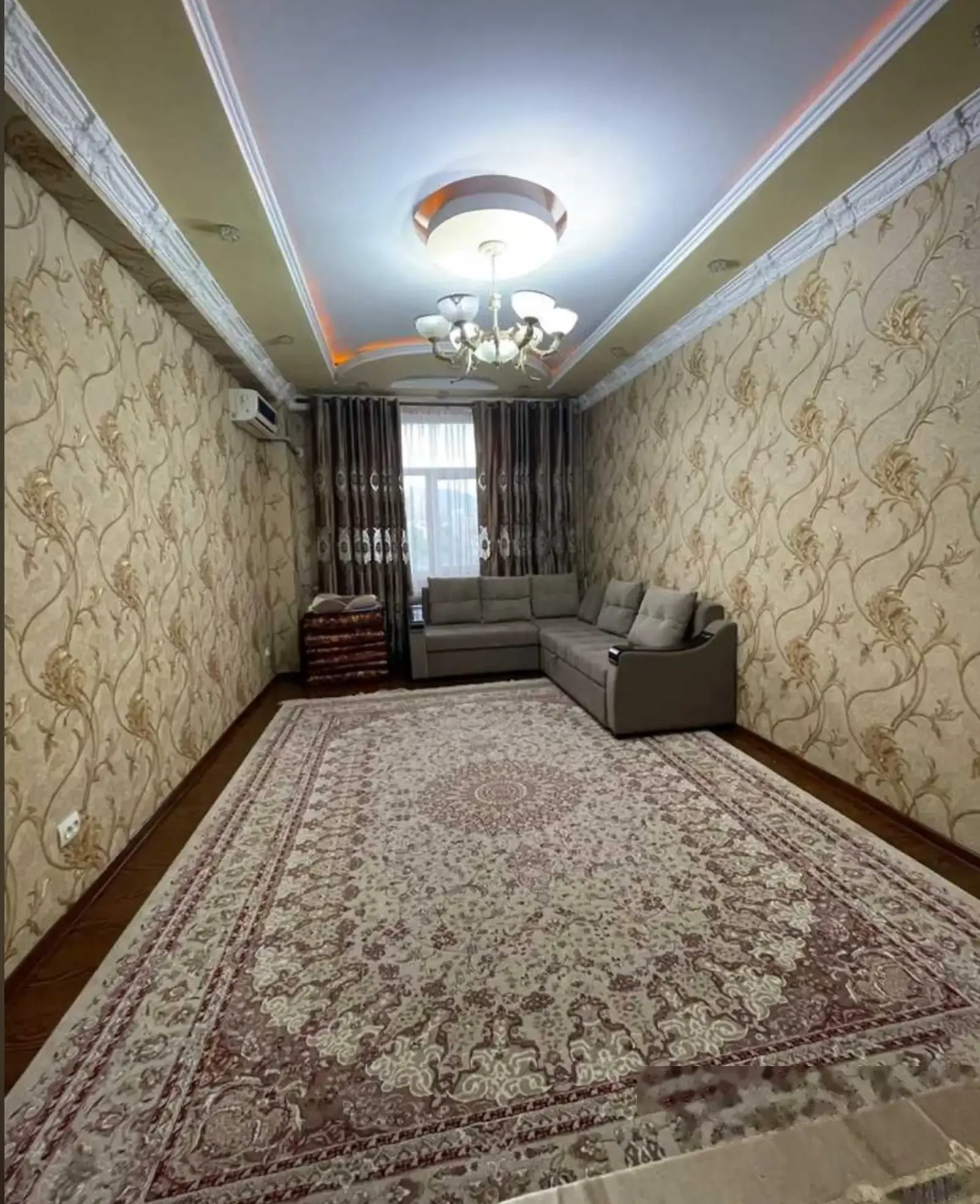 2-комн. квартира, 8 этаж, 80м², сино