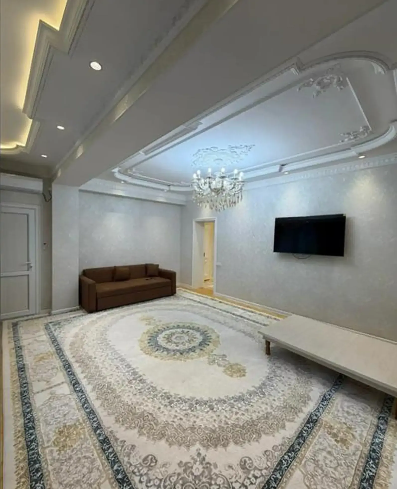 3-комн. квартира, 3 этаж, 100м², Фирдавси