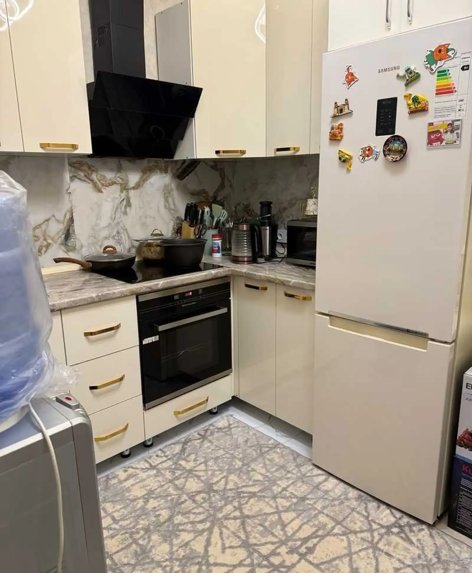2-комн. квартира, 16 этаж, 75м², Айни 49