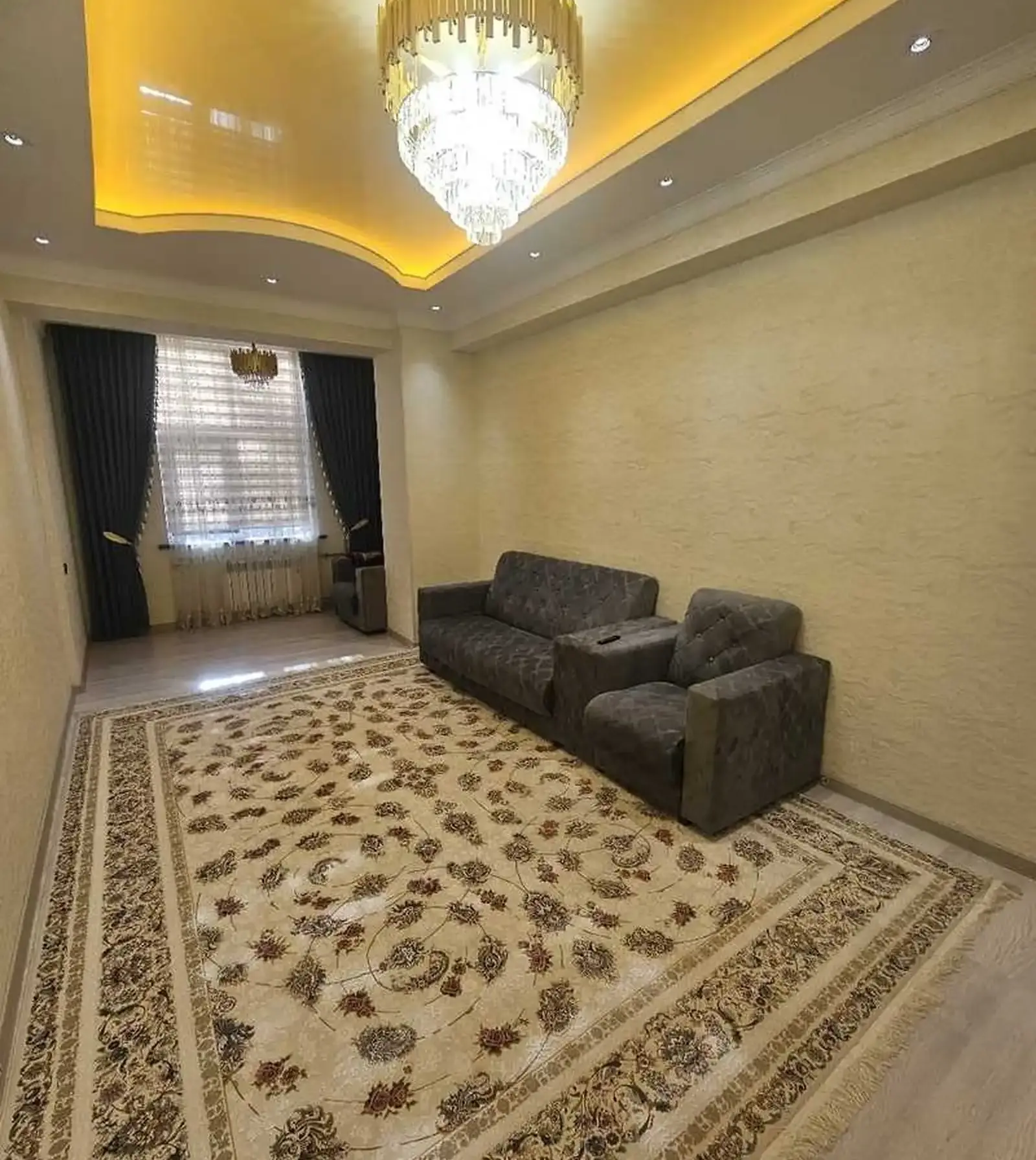 2-комн. квартира, 3 этаж, 75м², Айни