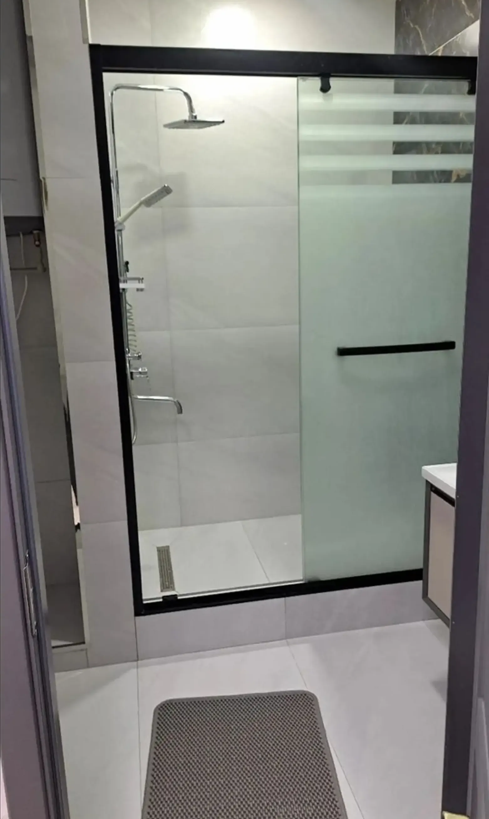 2-комн. квартира, 16 этаж, 70м², Шохмансур