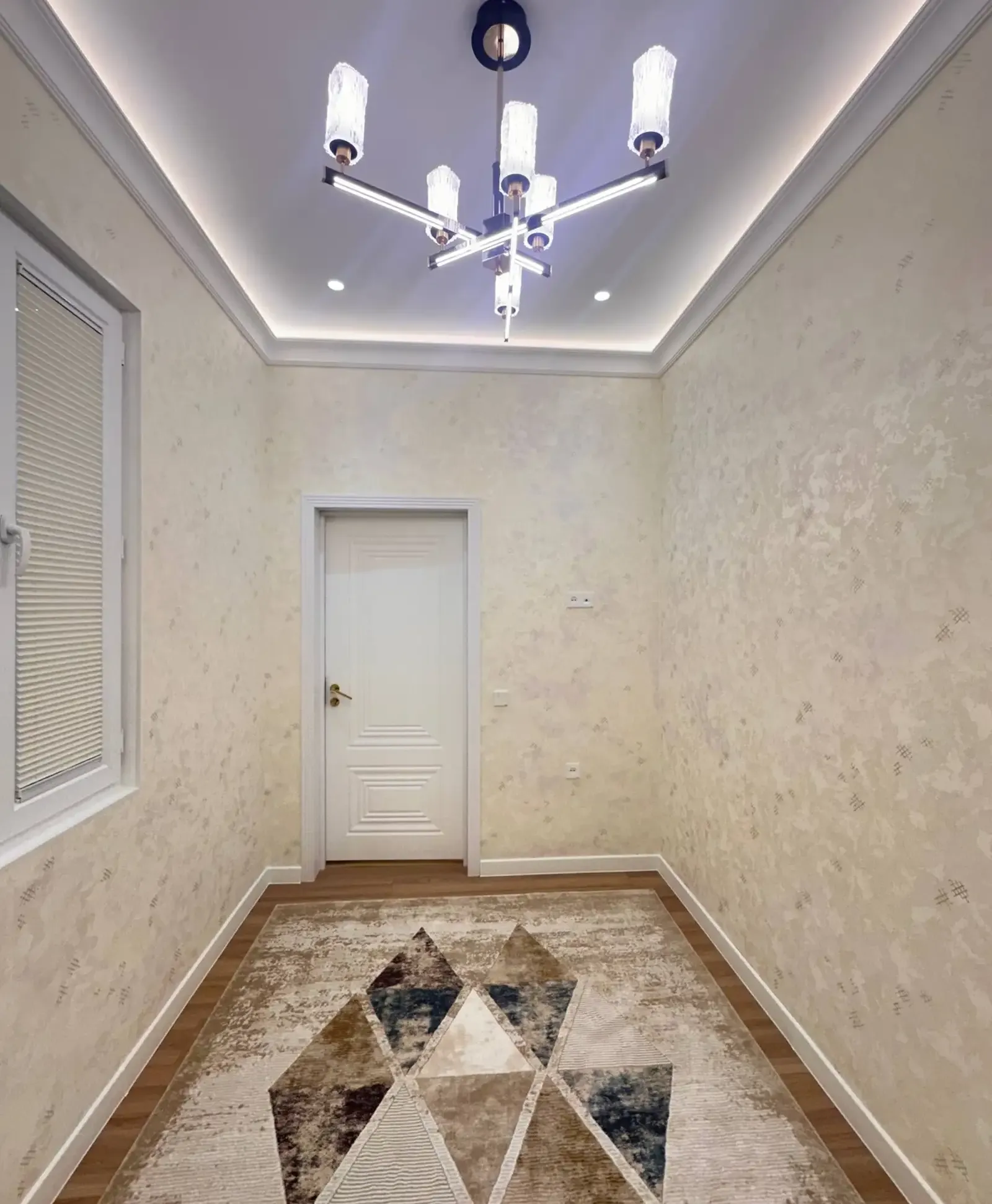 3-комн. квартира, 14 этаж, 92 м², И. Сомони (Северный)