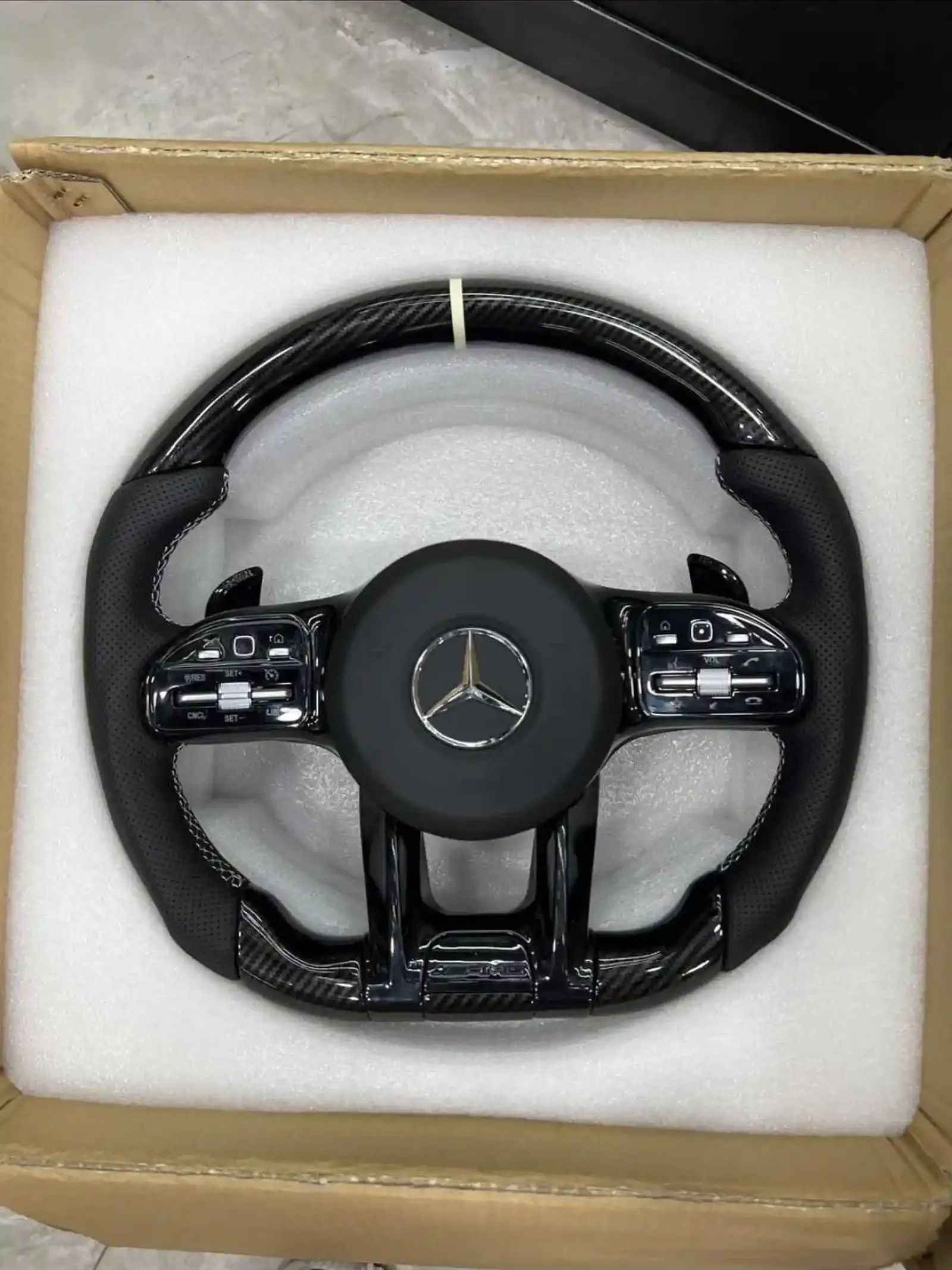 Руль от Mercedes-Benz