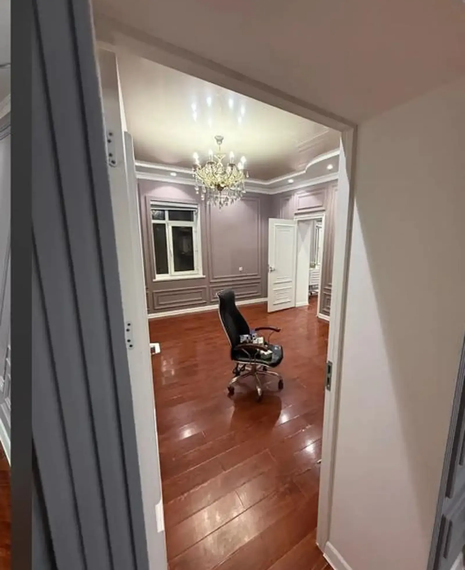 1-этажный, 5 комнатный дом, 350 м², Шохмансур