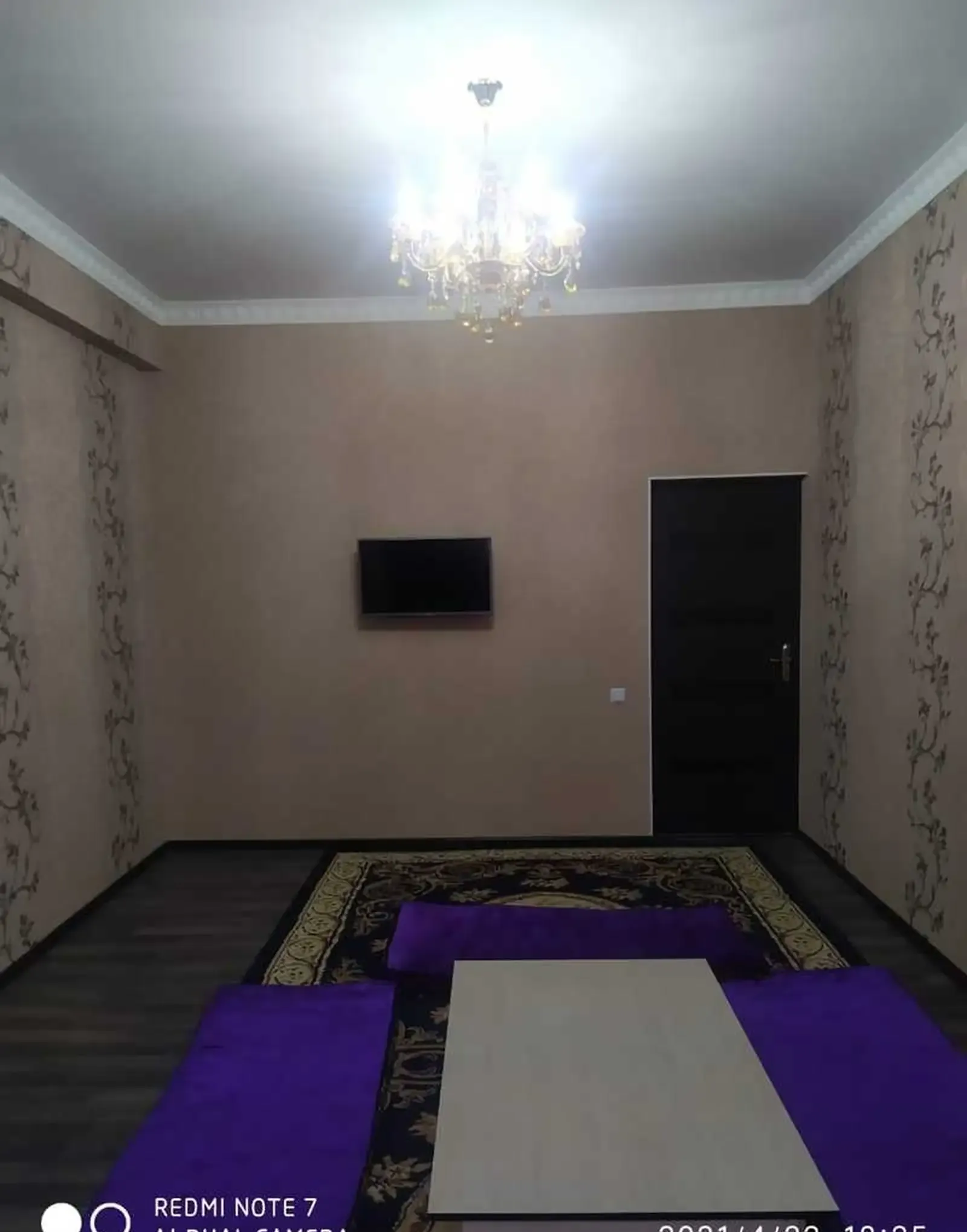2-комн. квартира, 2 этаж, 55м², н. Сино, ориентир посольство России