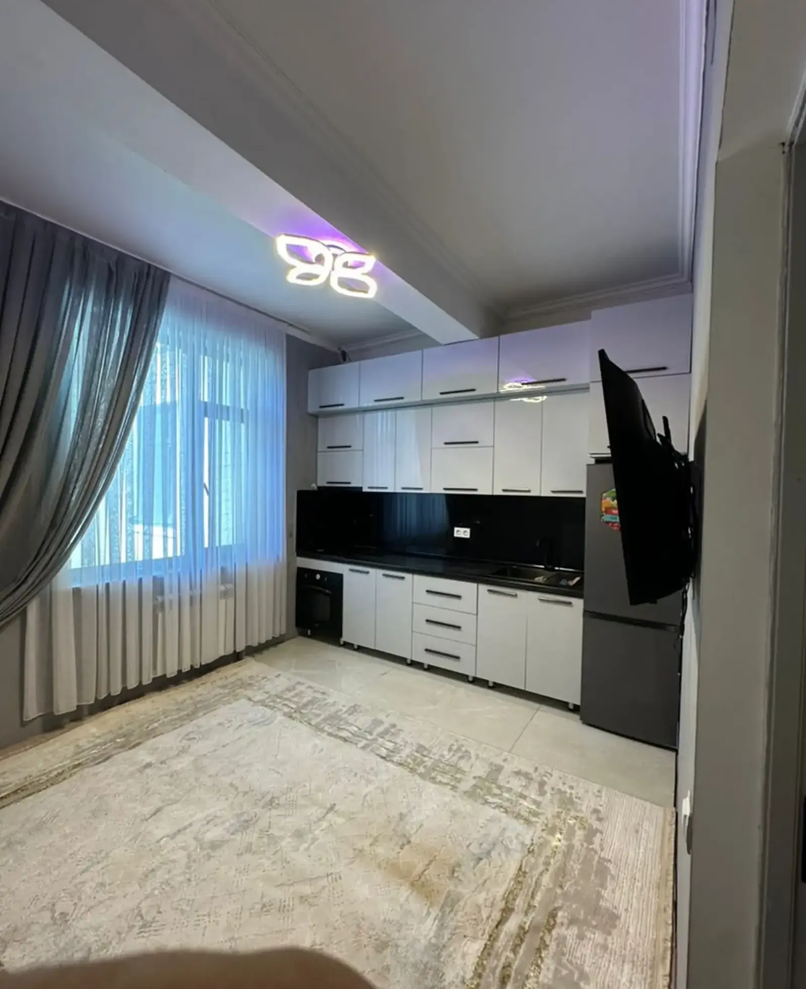 2-комн. квартира, 9 этаж, 63м², И. Сомони