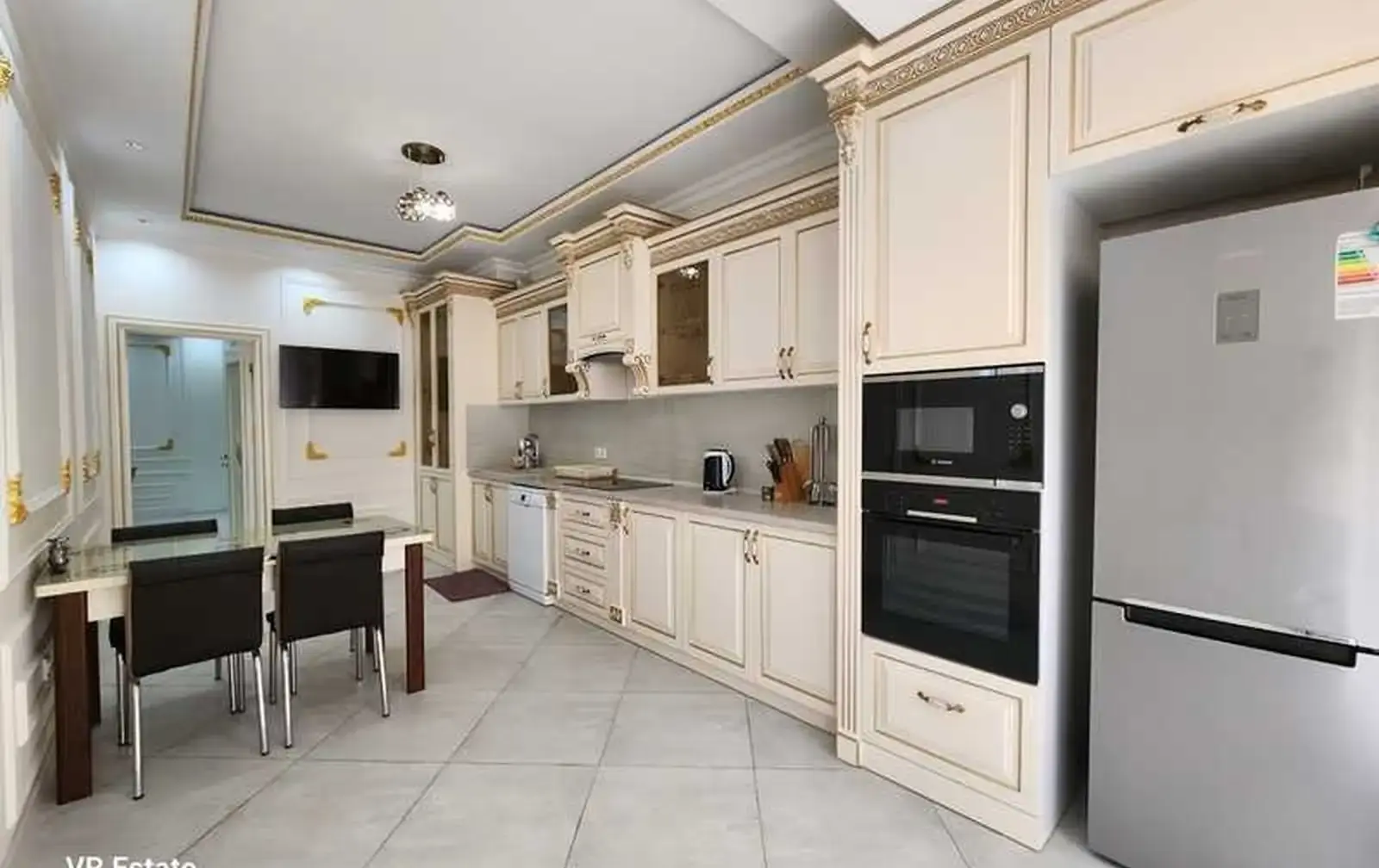 4-комн. квартира, 6 этаж, 164м², Шохмансур