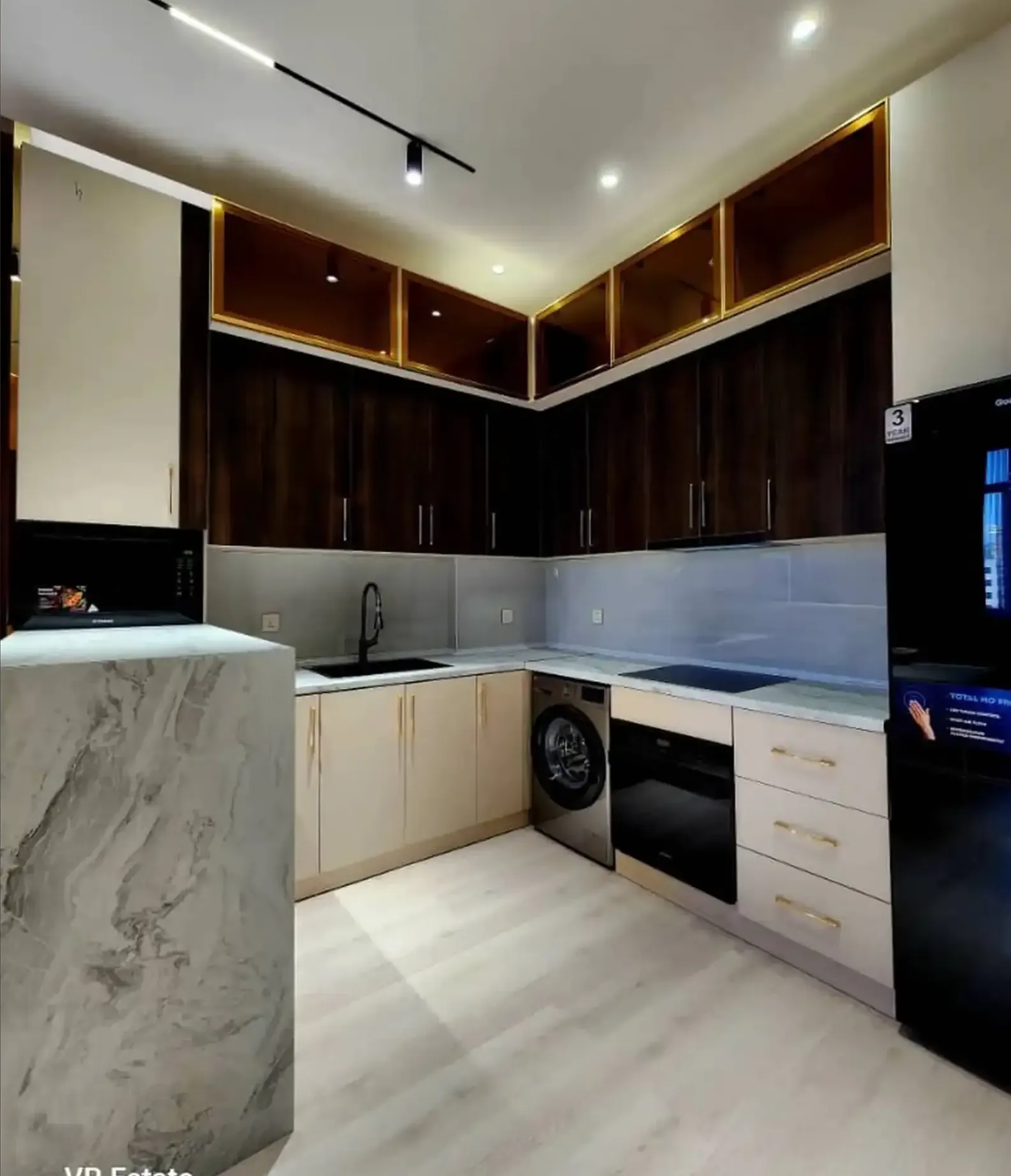 1-комн. квартира, 15 этаж, 45 м², шоҳмансур