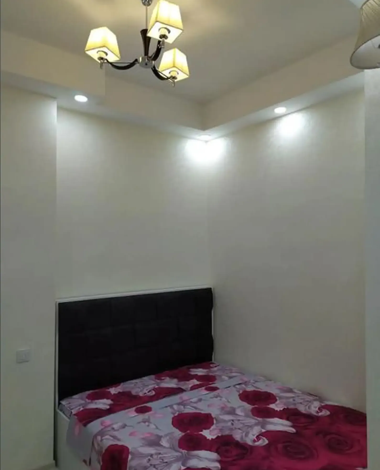 2-комн. квартира, 2 этаж, 75м², И Сомони