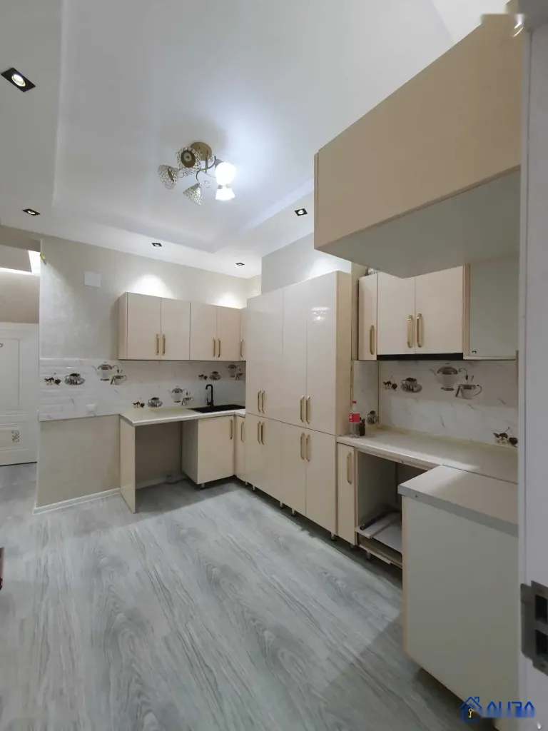 2-комн. квартира, 11 этаж, 58 м², сино