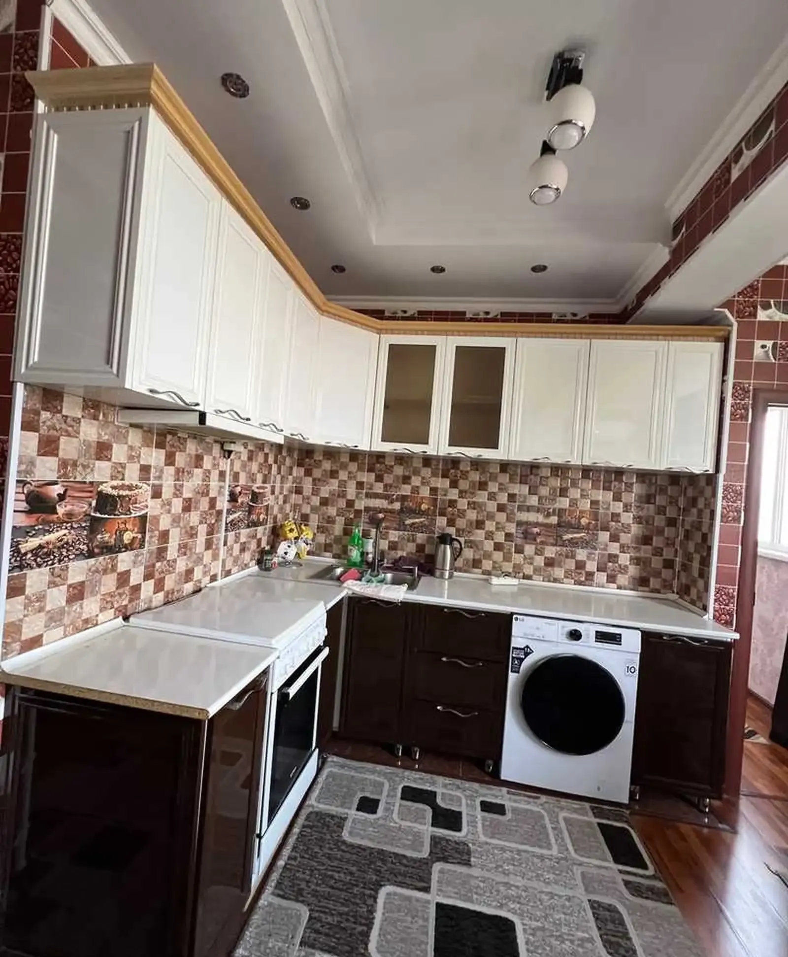 2-комн. квартира, 3 этаж, 65м², 91 Мкр