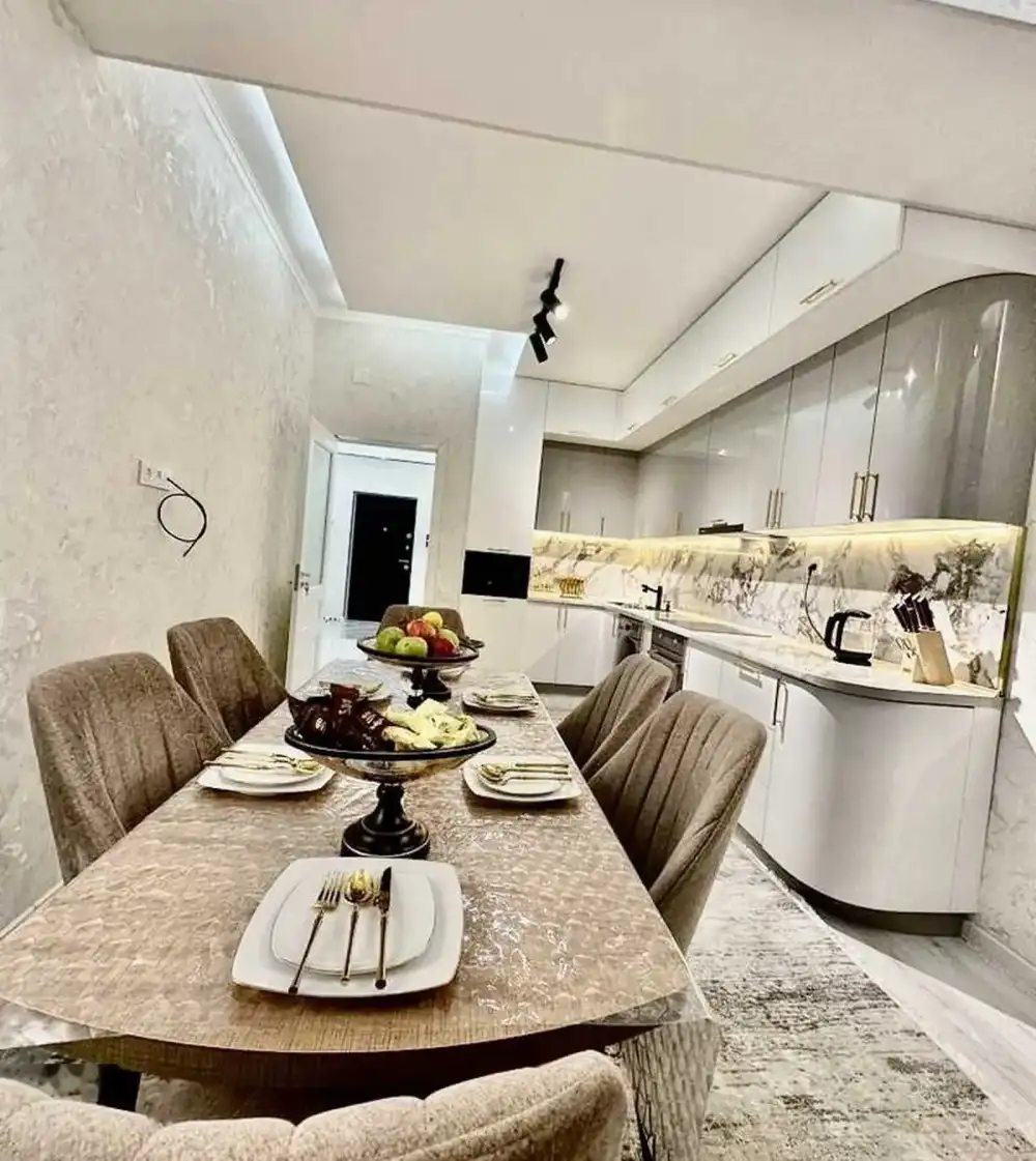 3-комн. квартира, 14 этаж, 100м², Шохмансур