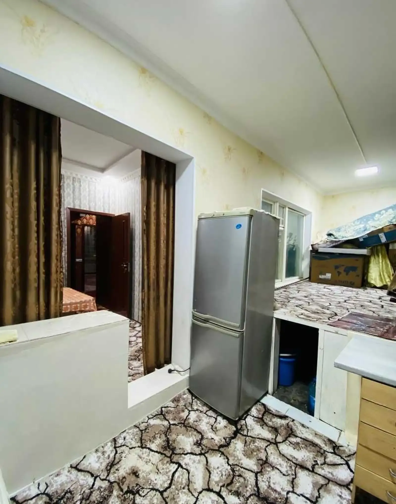 2-комн. квартира, 4 этаж, 62м², сино