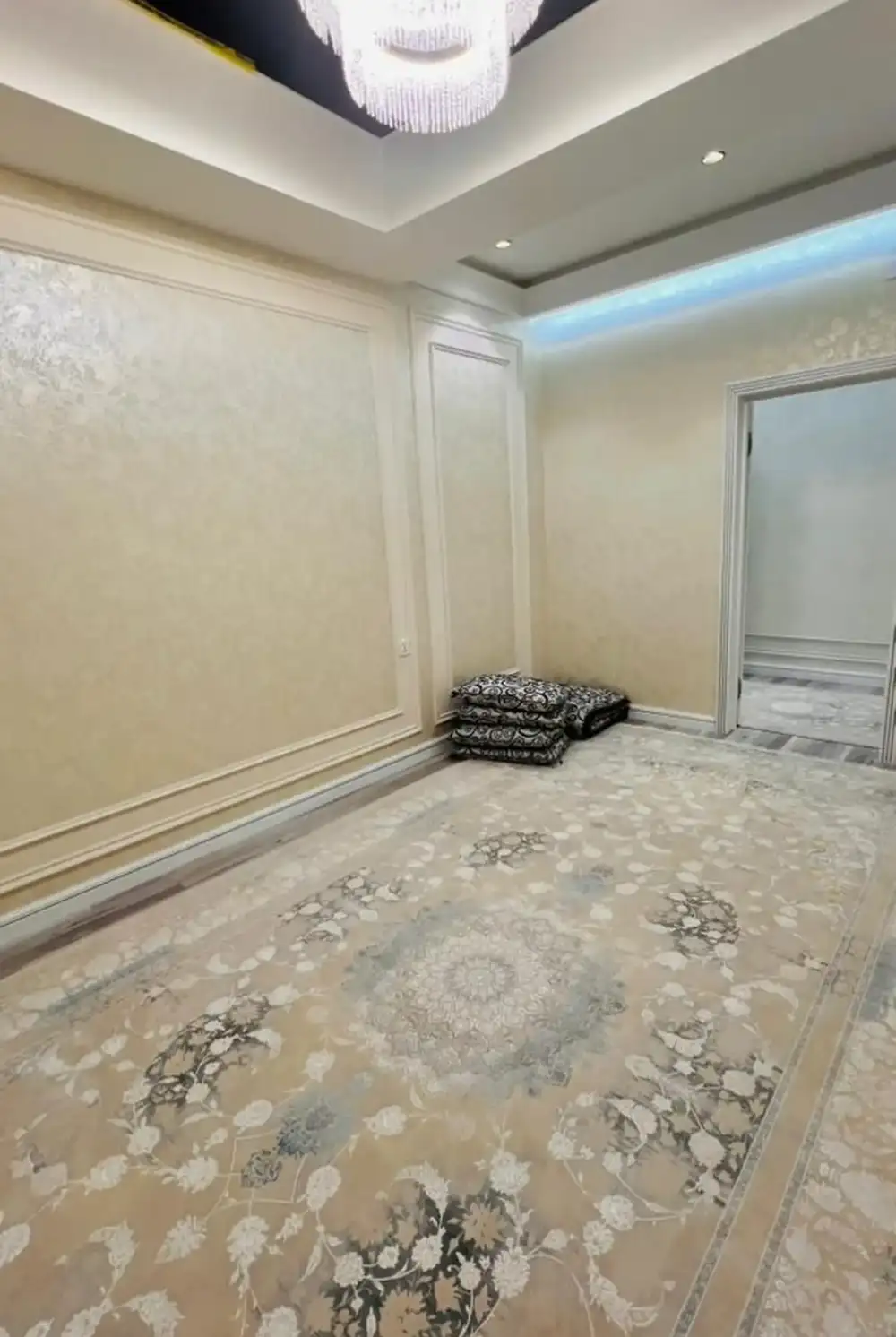 3-комн. квартира, 4 этаж, 140м², Шохмансур ру баруи Зелёный бозор доми Валберис Наздикии Садбарг
