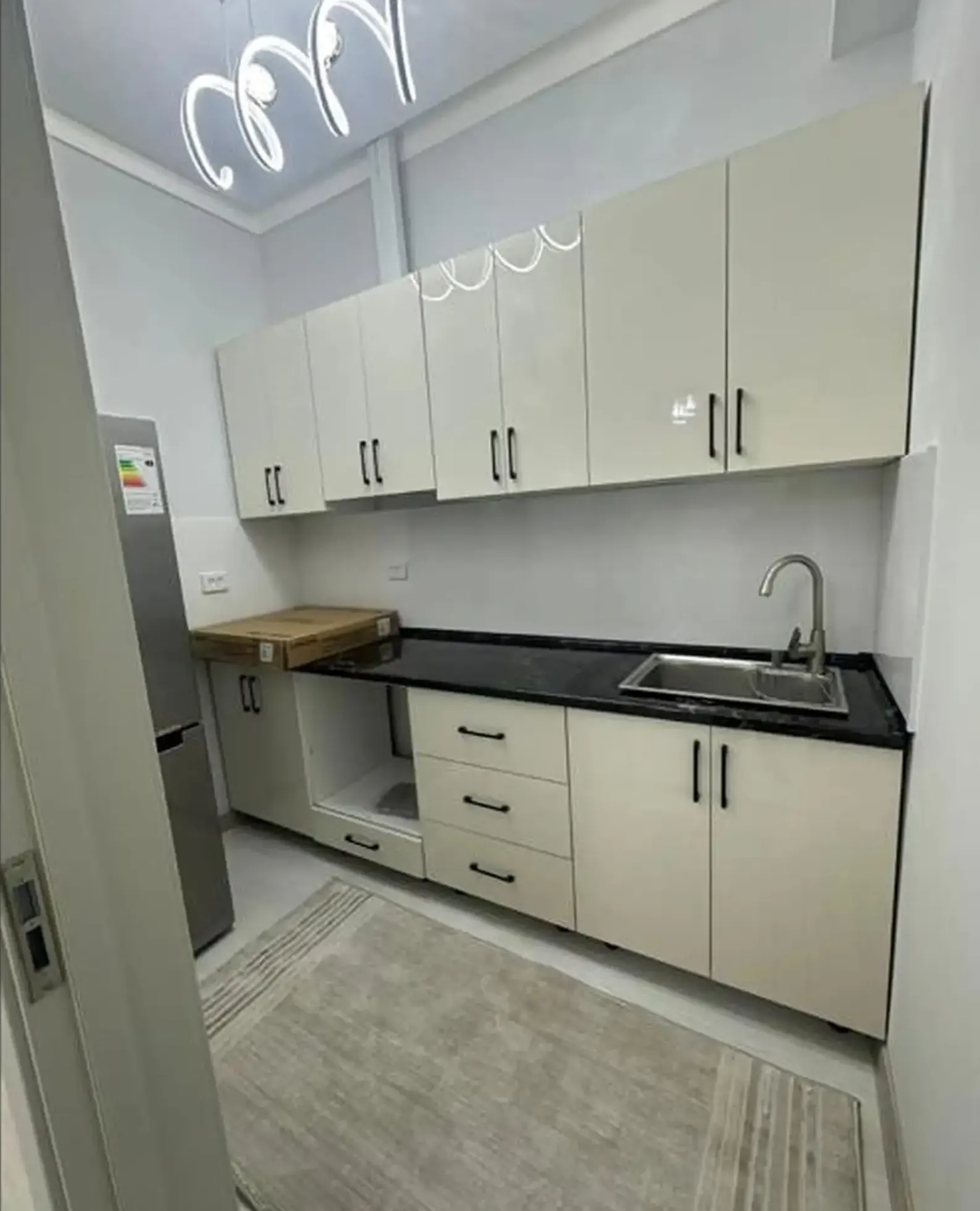 2-комн. квартира, 3 этаж, 65м², Сино