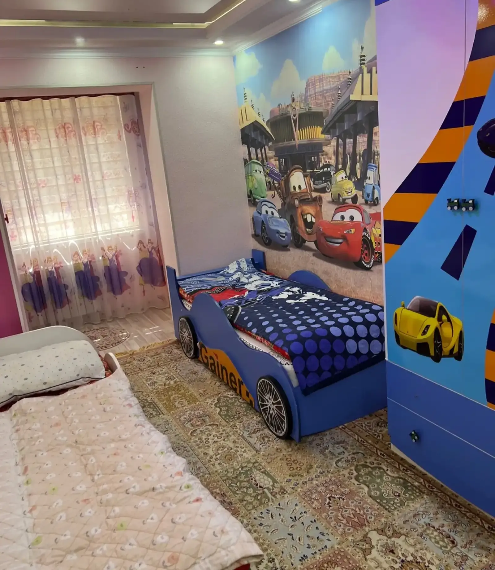4-комн. квартира, 4 этаж, 85м², Сино