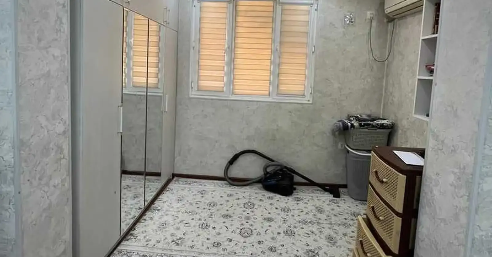 3-комн. квартира, 2 этаж, 68м², Фирдавси