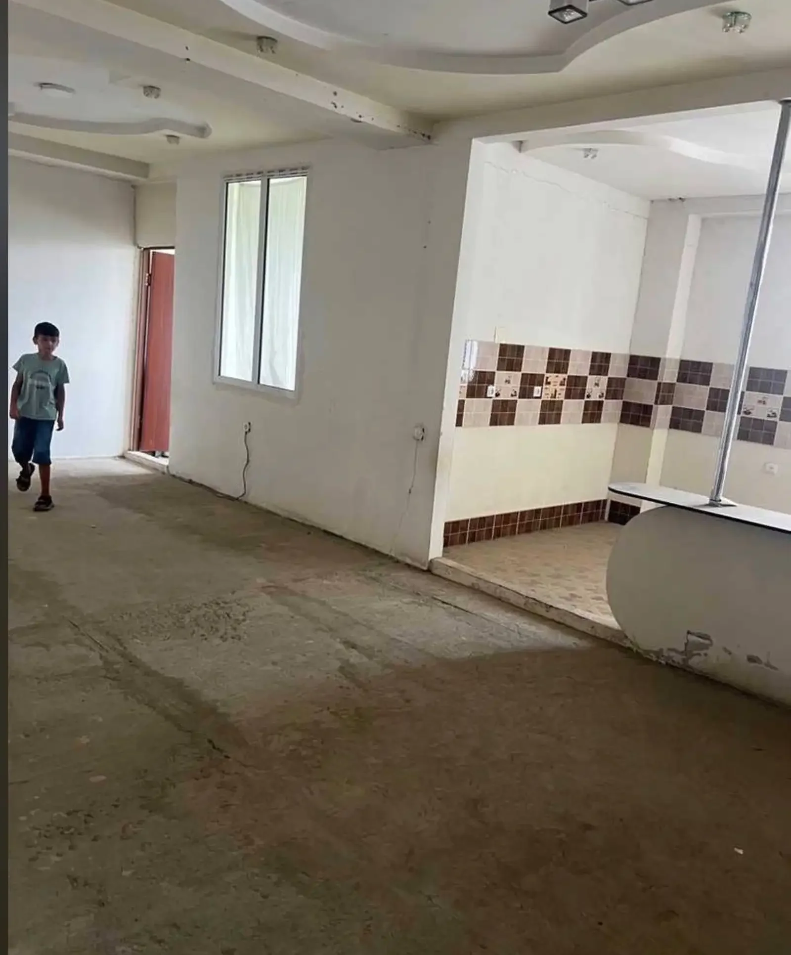 4-комн. квартира, 9 этаж, 105 м², Шохмансур