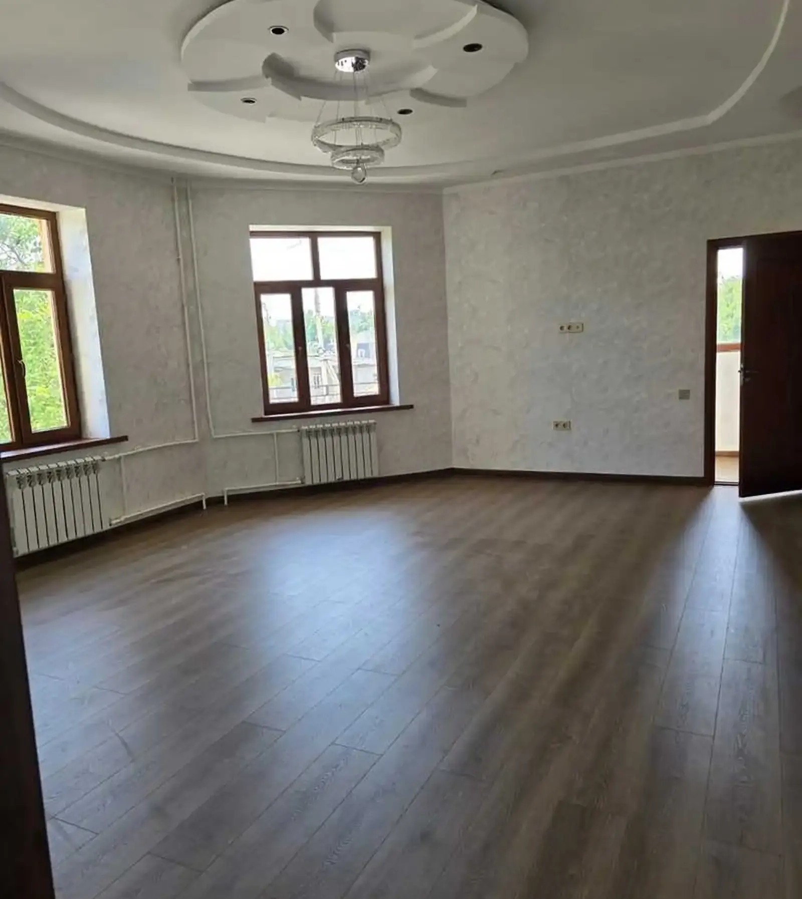 3-комн. квартира, 2 этаж, 140м², Н Сино
