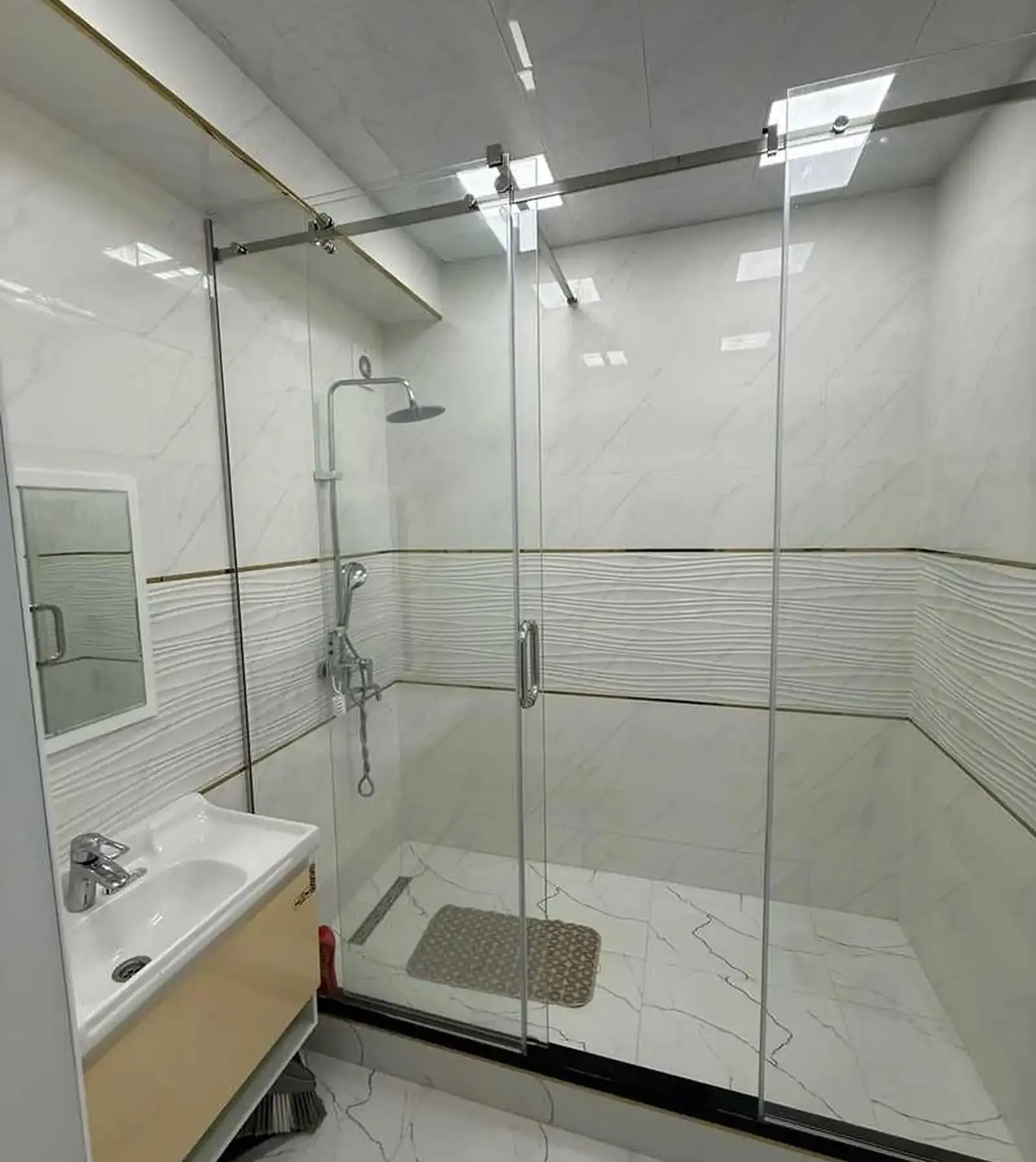 2-комн. квартира, 19 этаж, 84м², шохмансур