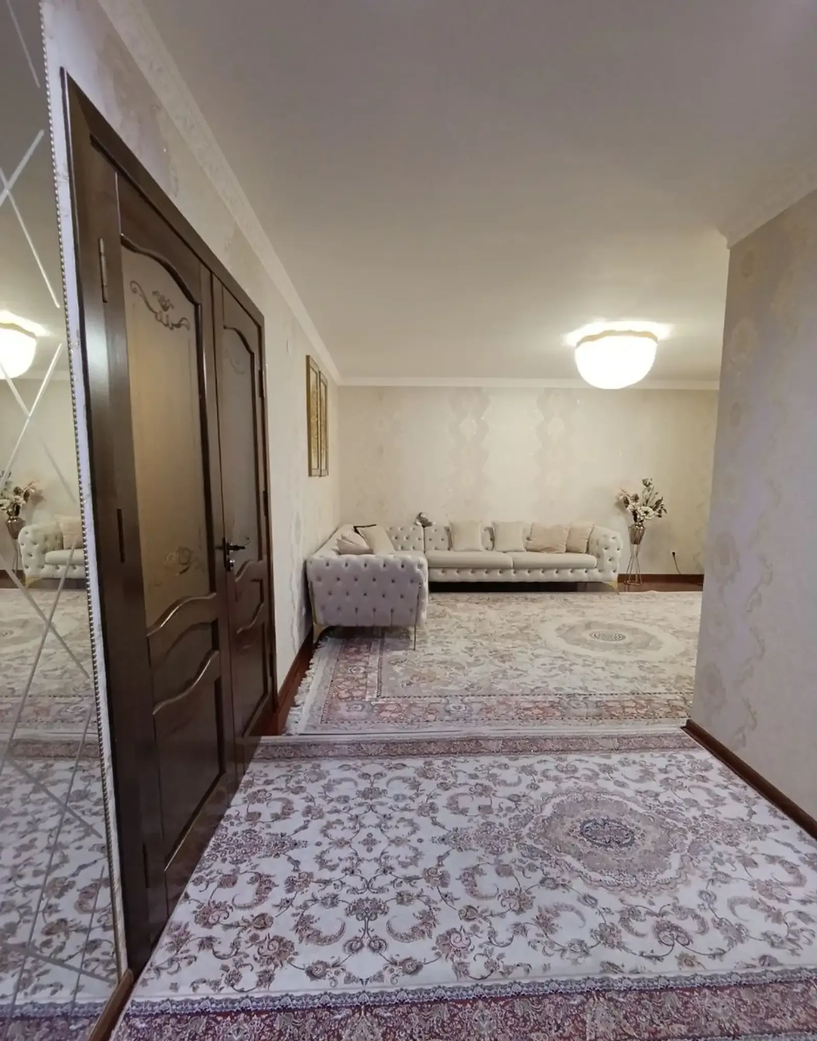 3-к квартира, 4 этаж, 85 м², Рудаки 88, Кирпичный дом, Доми Чойхонаи Деха, самбусаи 1