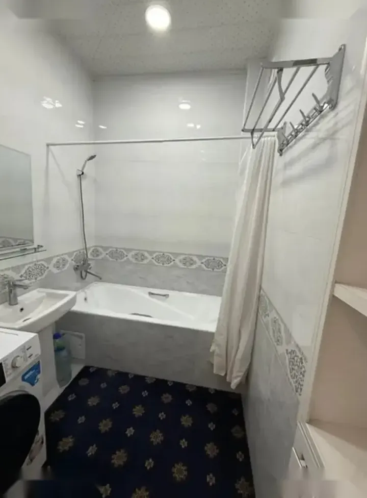 2-комн. квартира, 10 этаж, 65м², Шохмансур