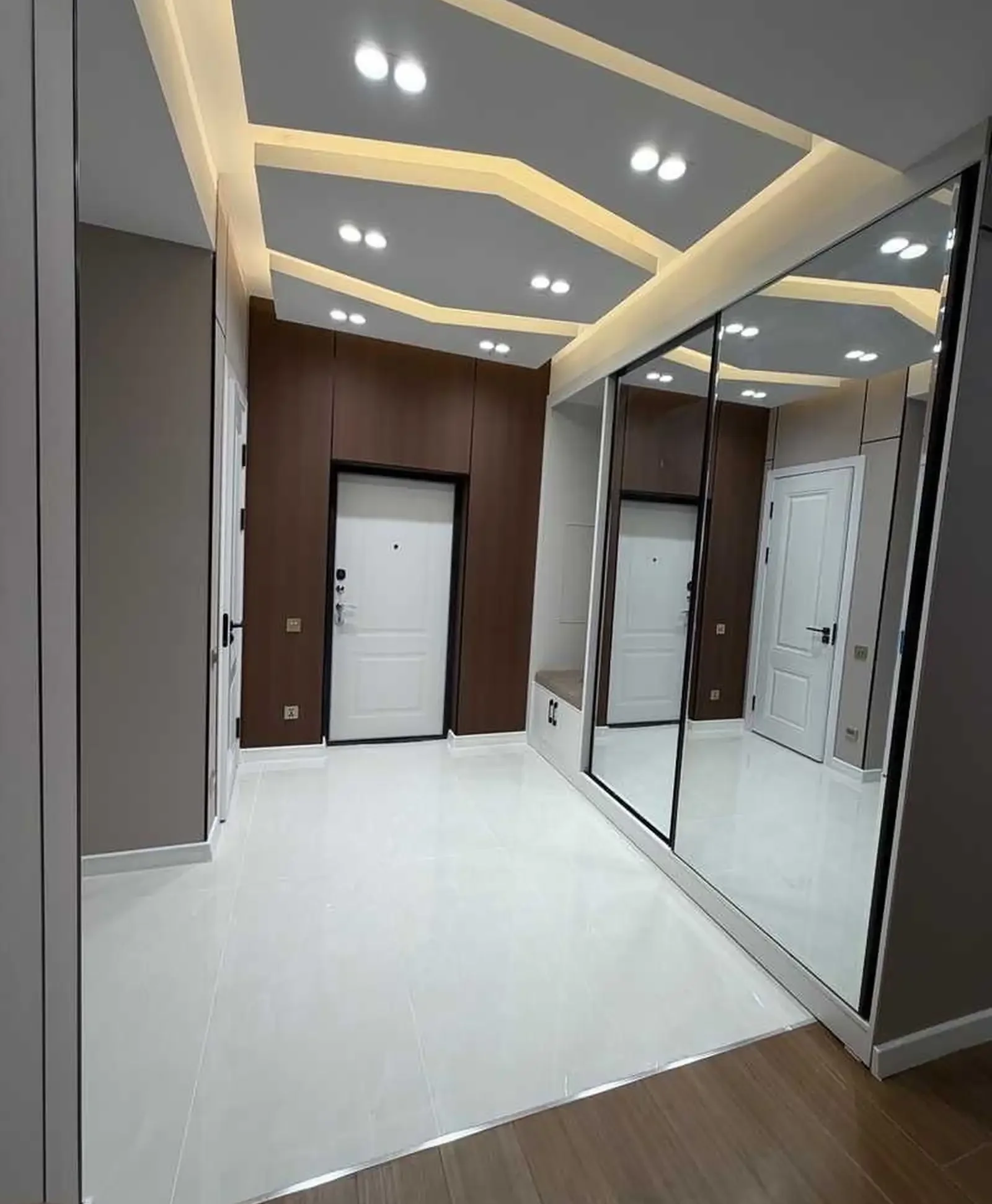4-комн. квартира, 16 этаж, 111 м², Шохмансур
