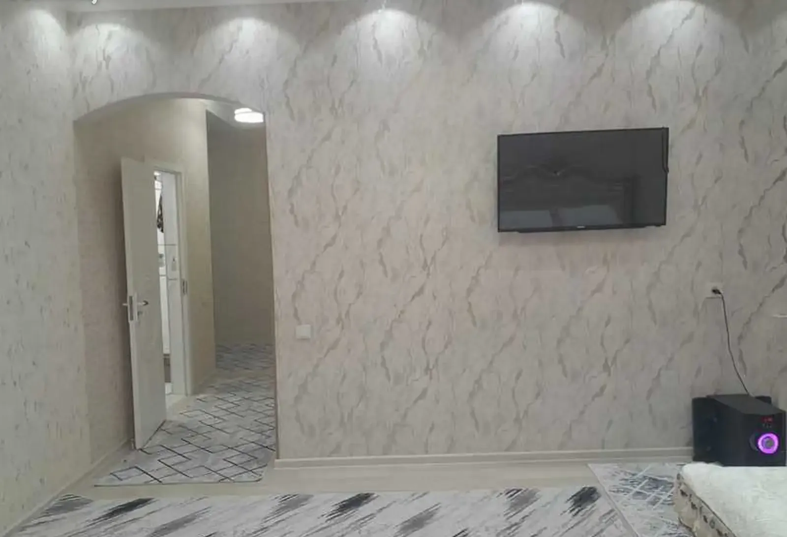 2-комн. квартира, 11 этаж, 72м², Цирк