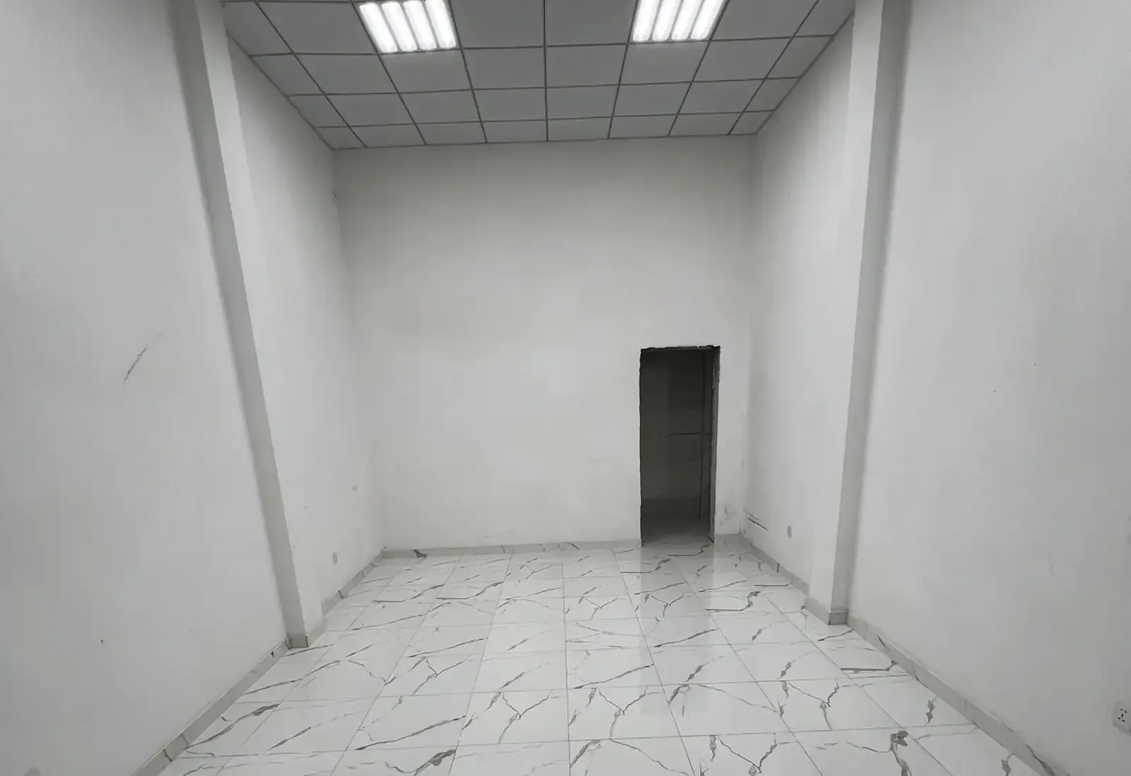 Помещение под свободное назначение, 2500м², Сино Политехникум