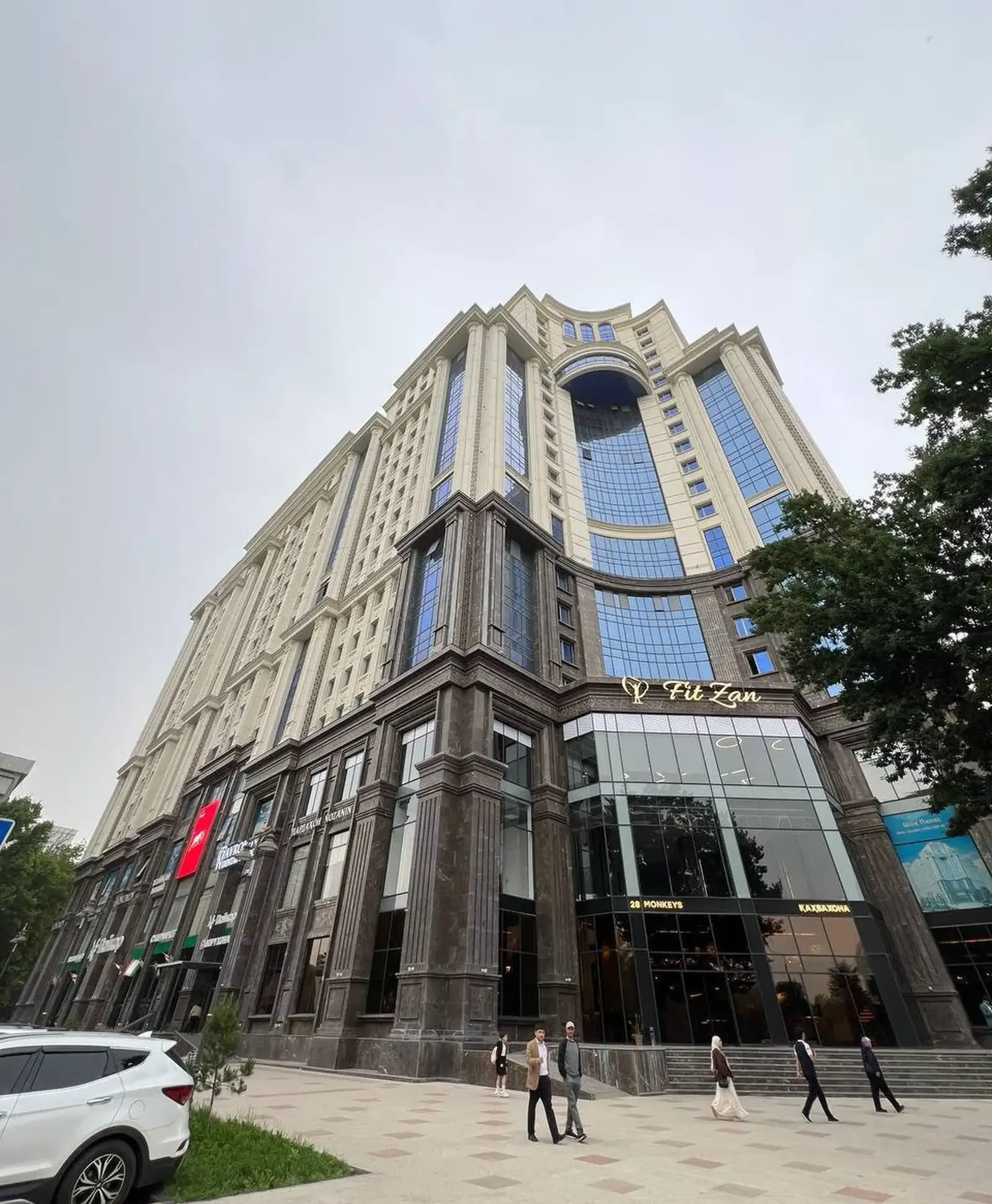 2-комн. квартира, 4 этаж, 82 м², Исмоили Сомони, Шохпалас