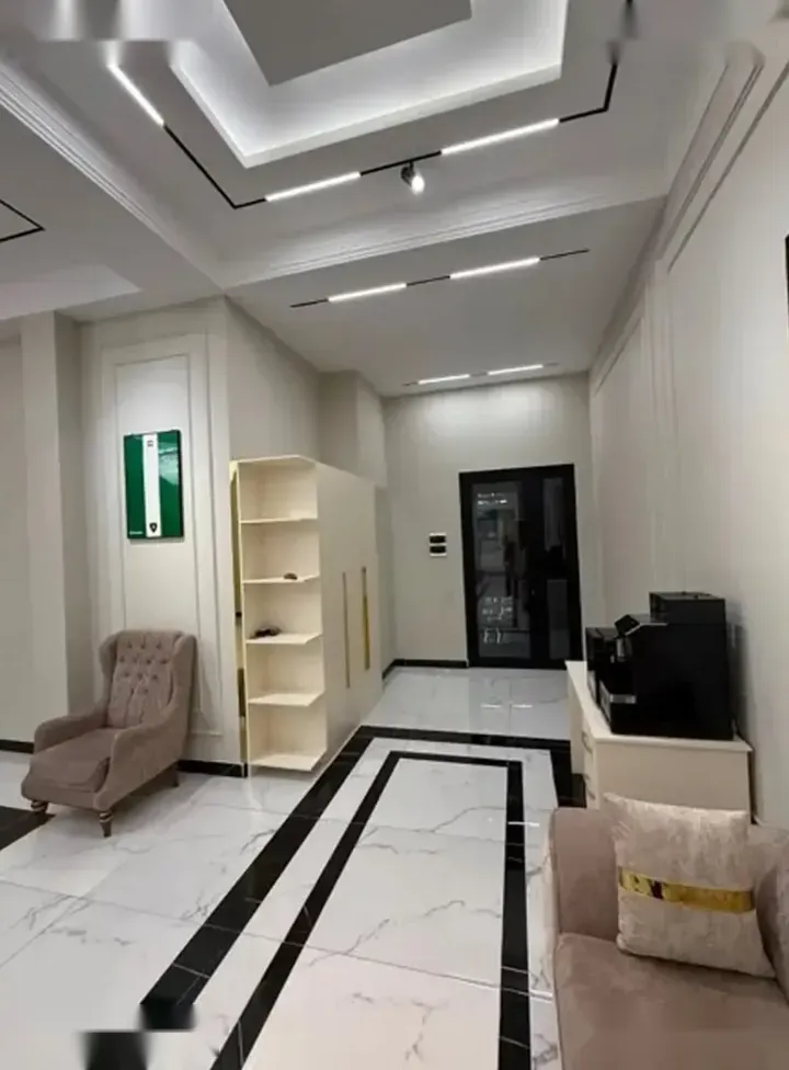 Помещение под офис, 120м², Ёвари профсоюз
