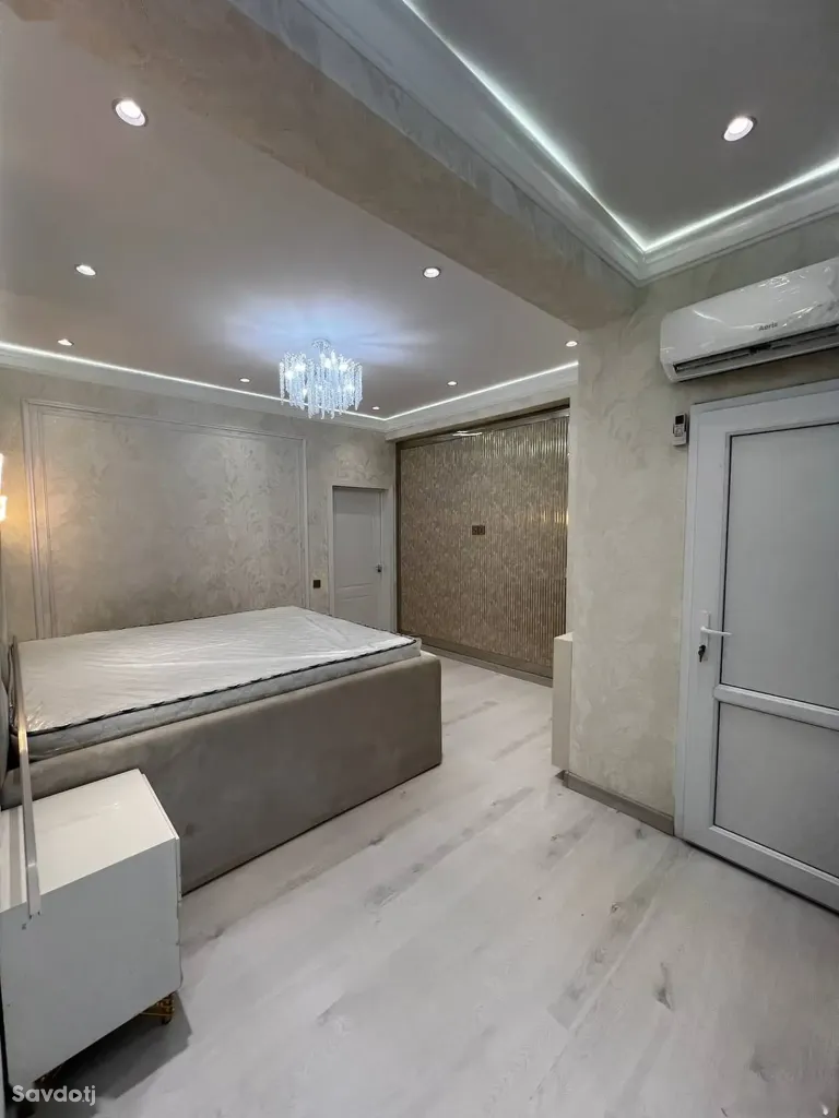 3-комн. квартира, 1 этаж, 82 м², Сино
