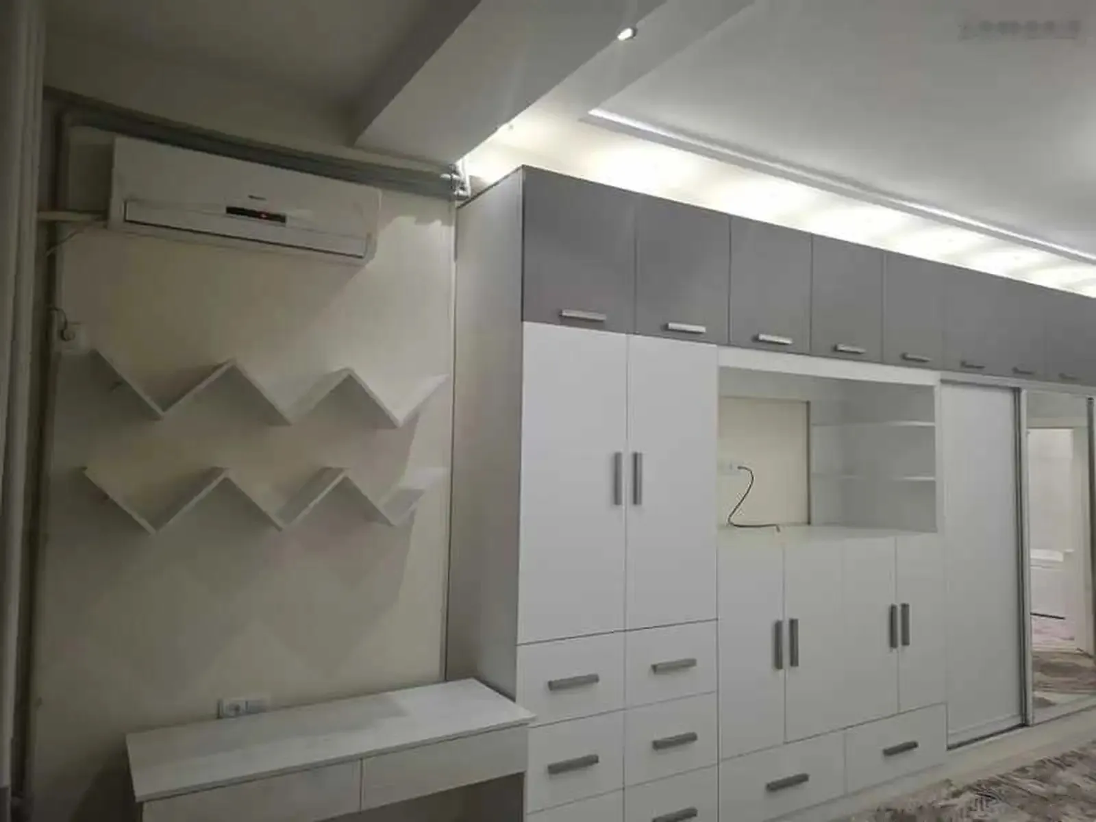 4-к квартира, 5 этаж, 200 м², мехргон