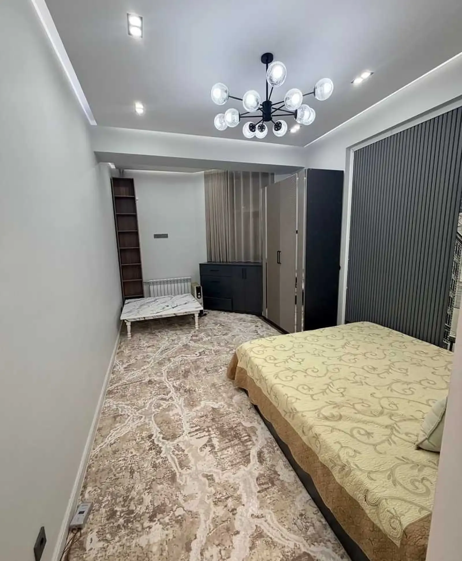 2-комн. квартира, 6 этаж, 75м², Сино