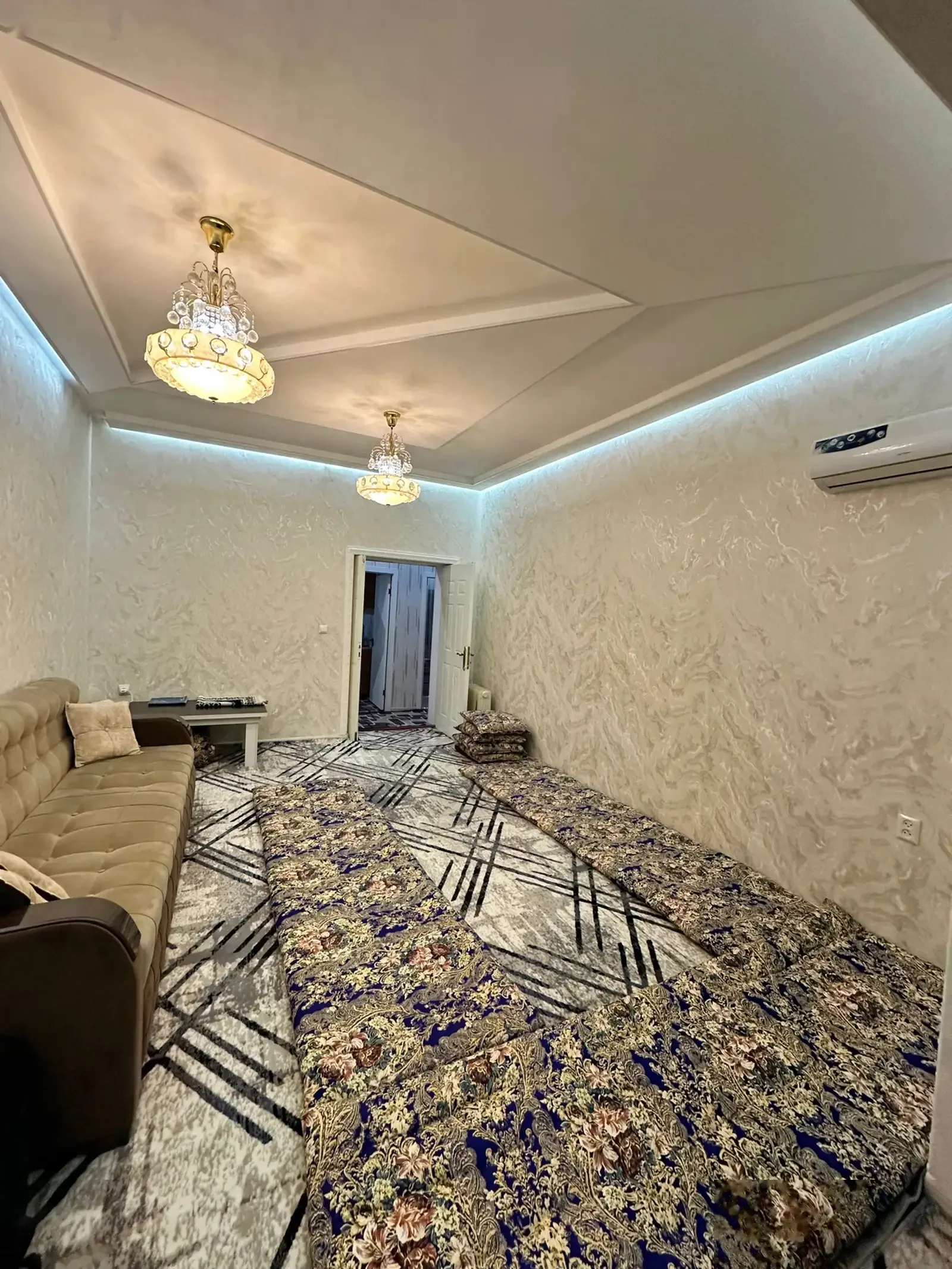 2-комн. квартира, 2 этаж, 70 м², ул. Умари Хаём, троллейбусный парк, И. Сомони — фото 3