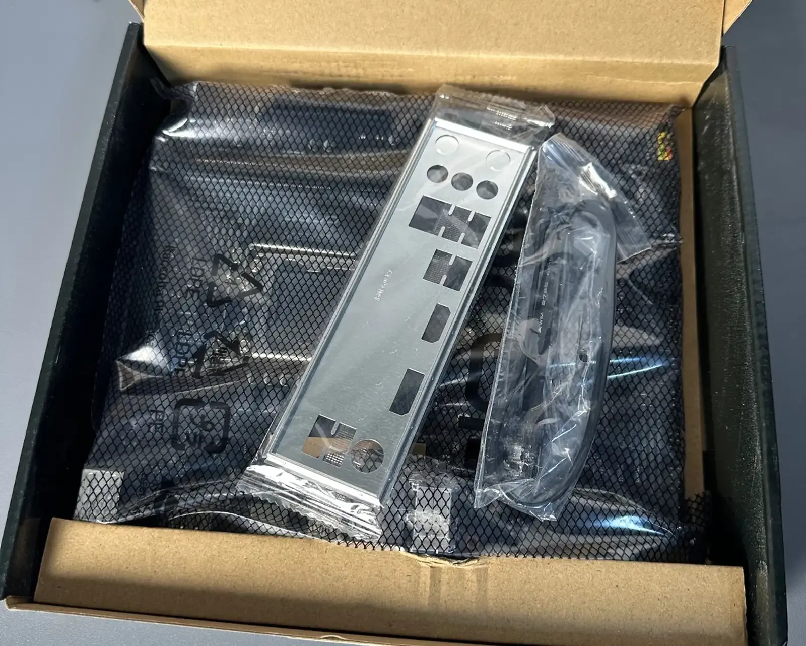 Материнская плата ONDA H510 / LGA 1200 / DDR4