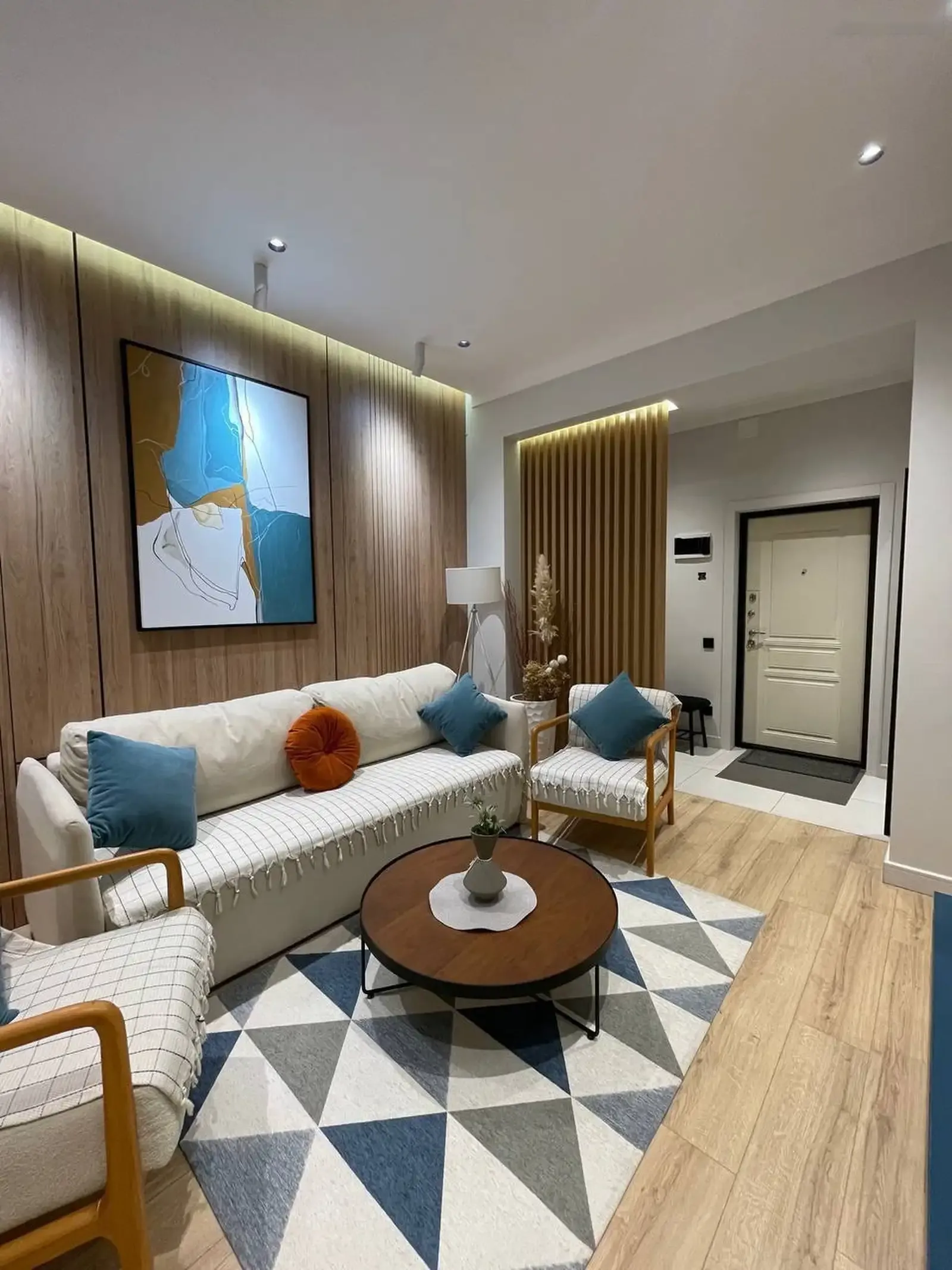 2-комн. квартира, 17 этаж, 73 м², Шохмансур