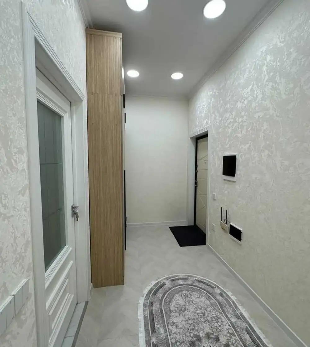 2-комн. квартира, 14 этаж, 65м², Караболо, Пеши Масчити Помириё