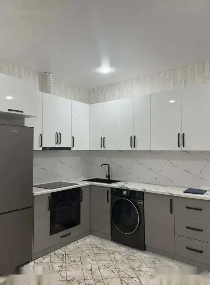 2-комн. квартира, 15 этаж, 60м², Шохмансур