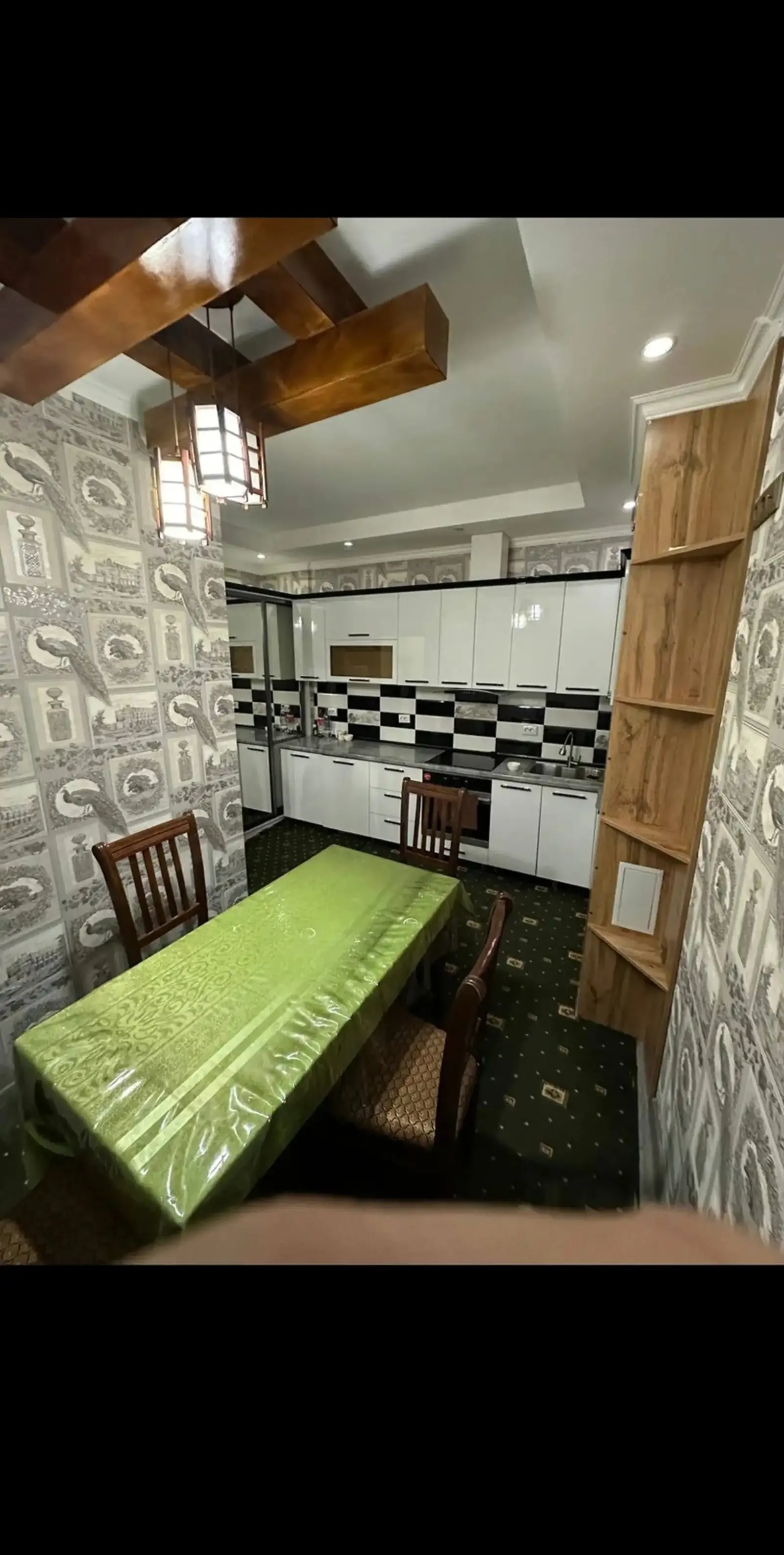 3-комн. квартира, 6 этаж, 110м², Парки Айни