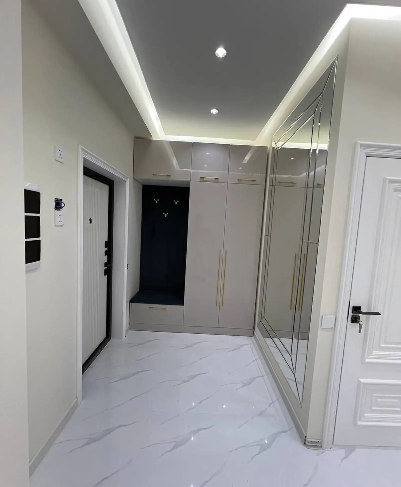 2-комн. квартира, 12 этаж, 66 м², Сино